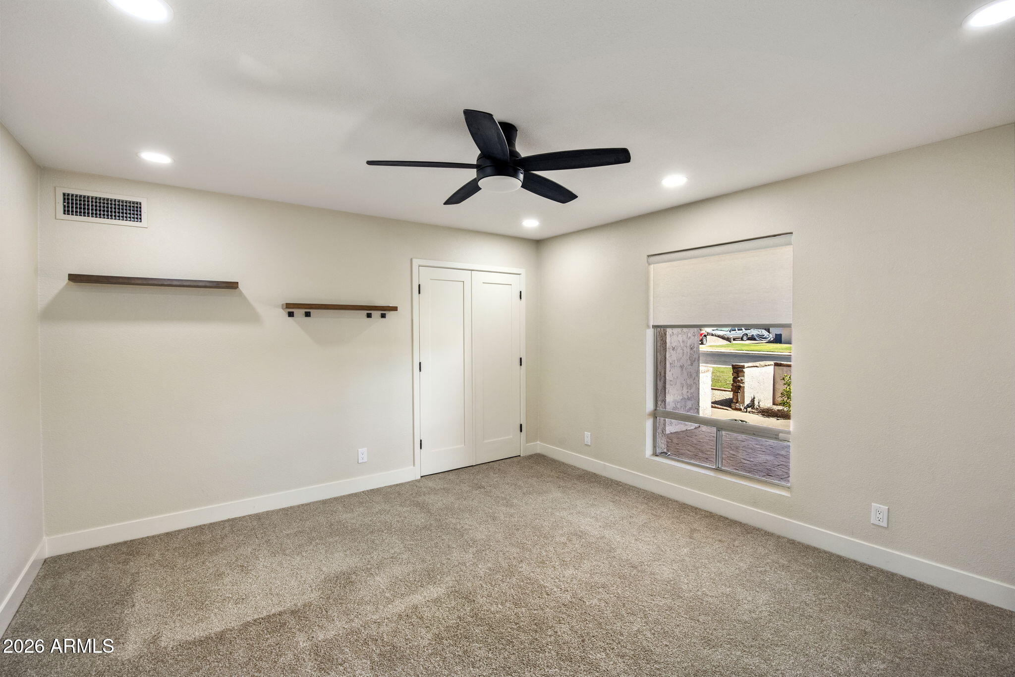 312 E BROOK HOLLOW Drive