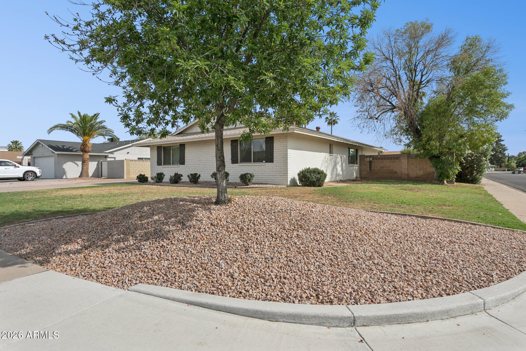 1715 W Orchid Lane