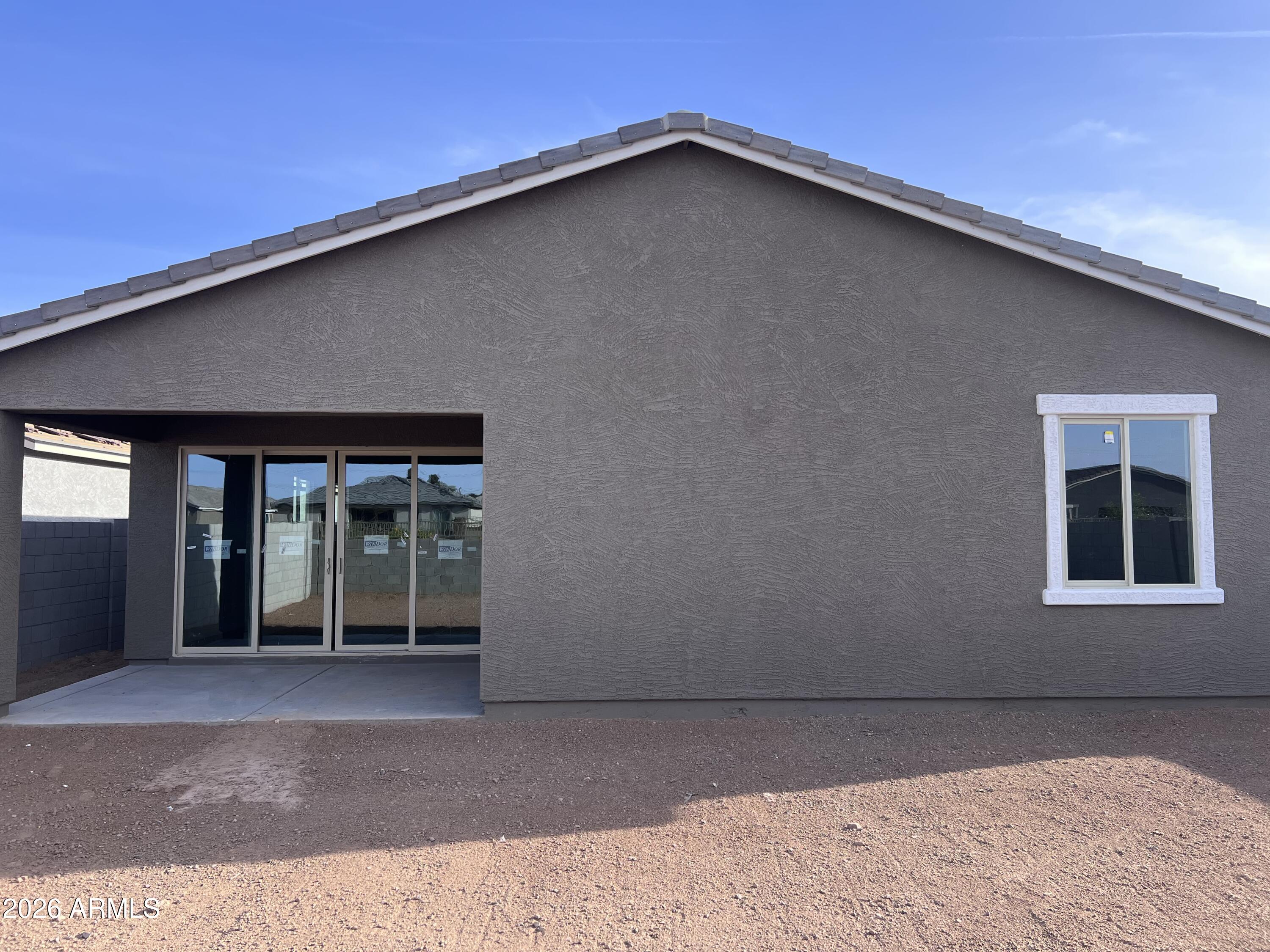 9530 W TAMARISK Avenue