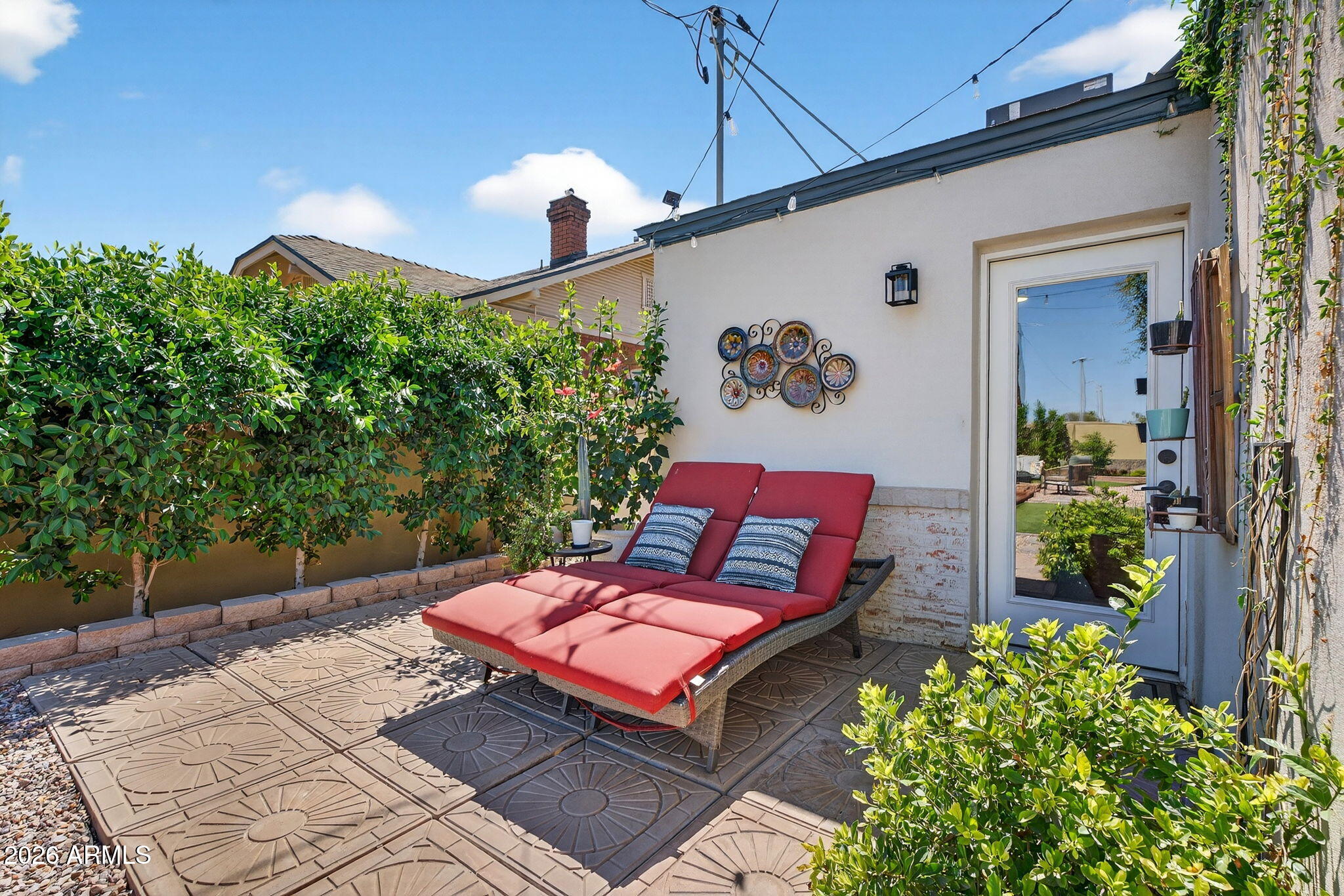 938 W Portland Street