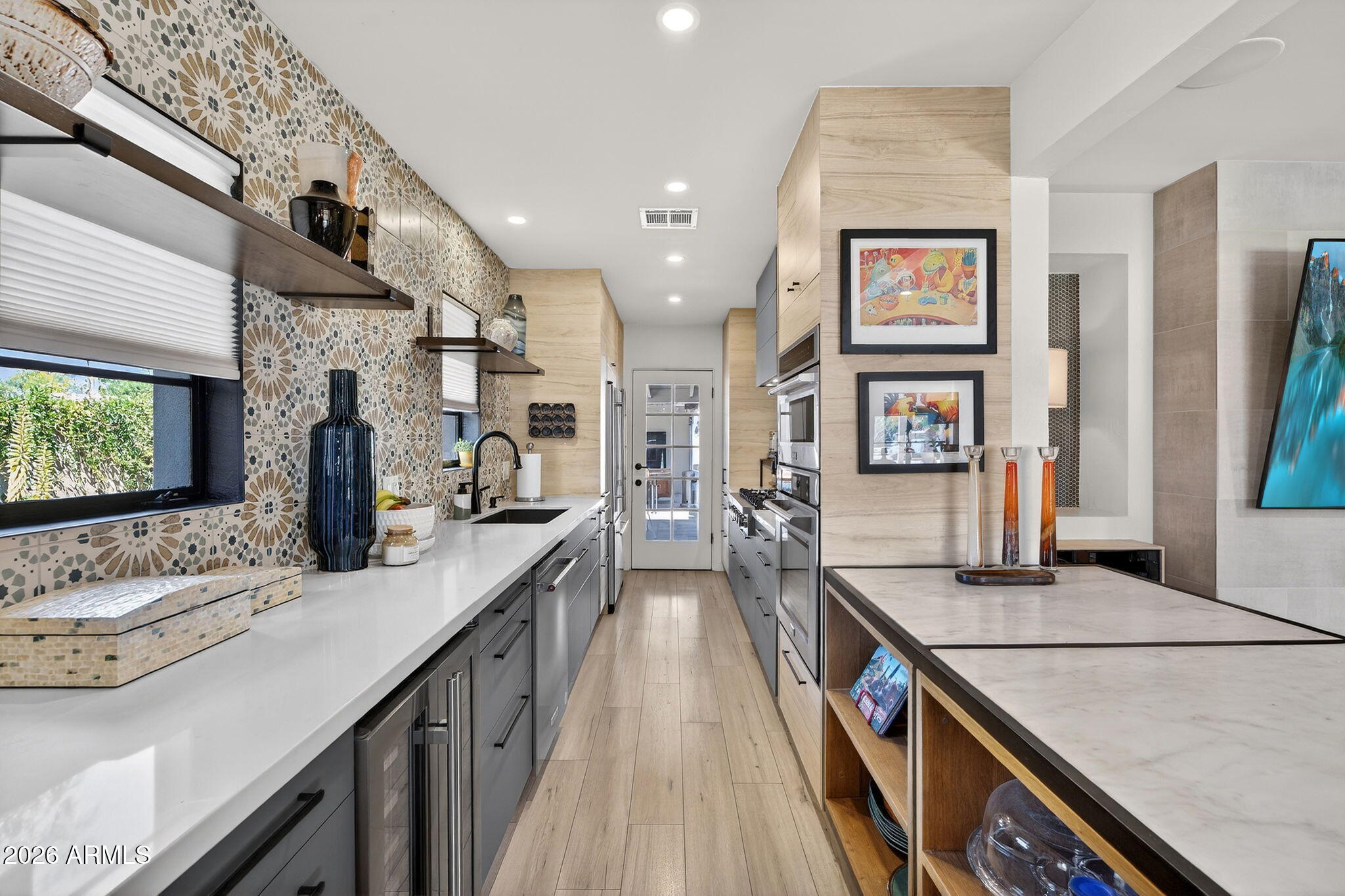 938 W Portland Street