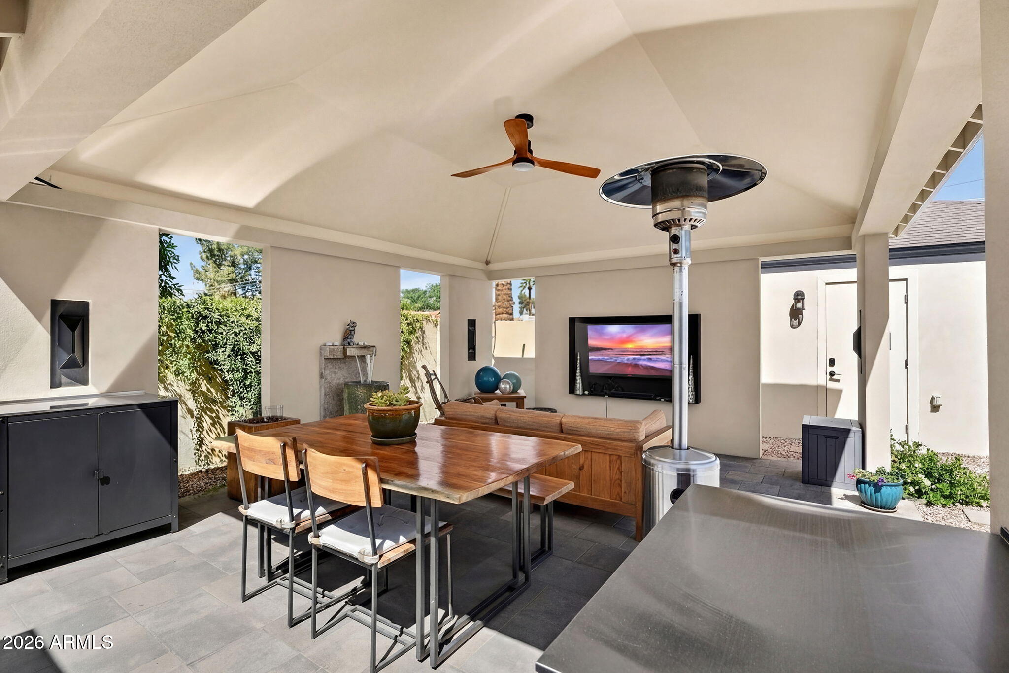 938 W Portland Street