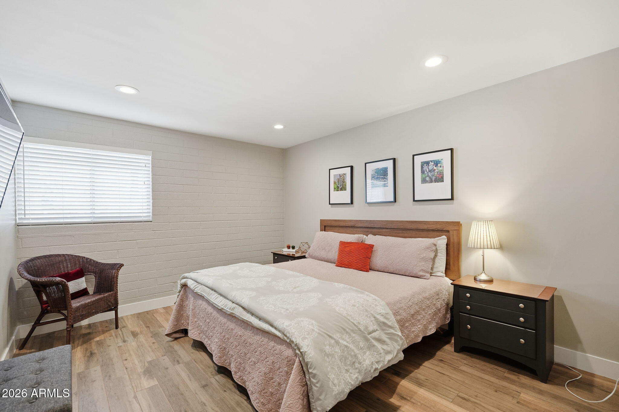 7315 E NORTHLAND Drive 3