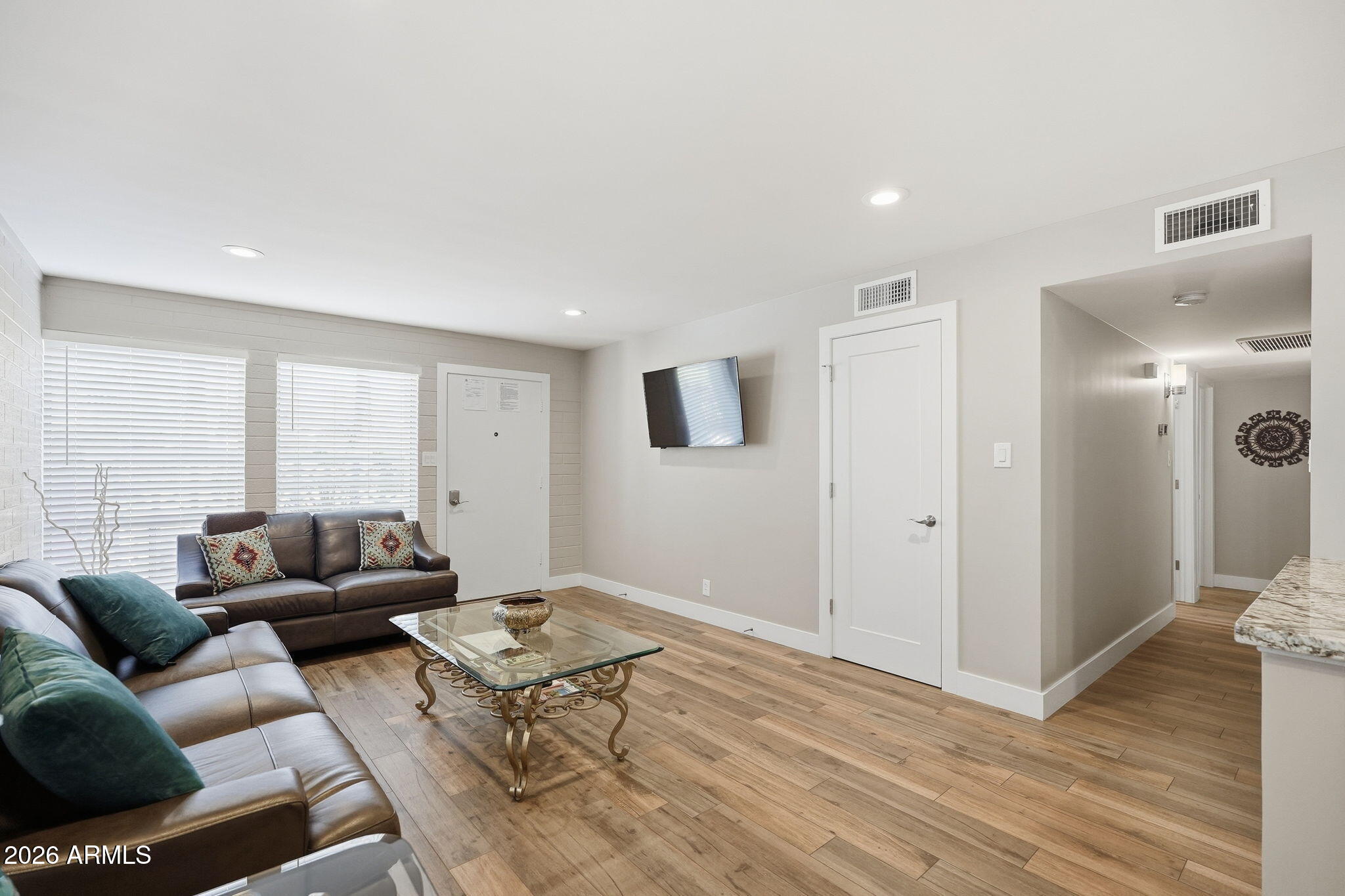 7315 E NORTHLAND Drive 3