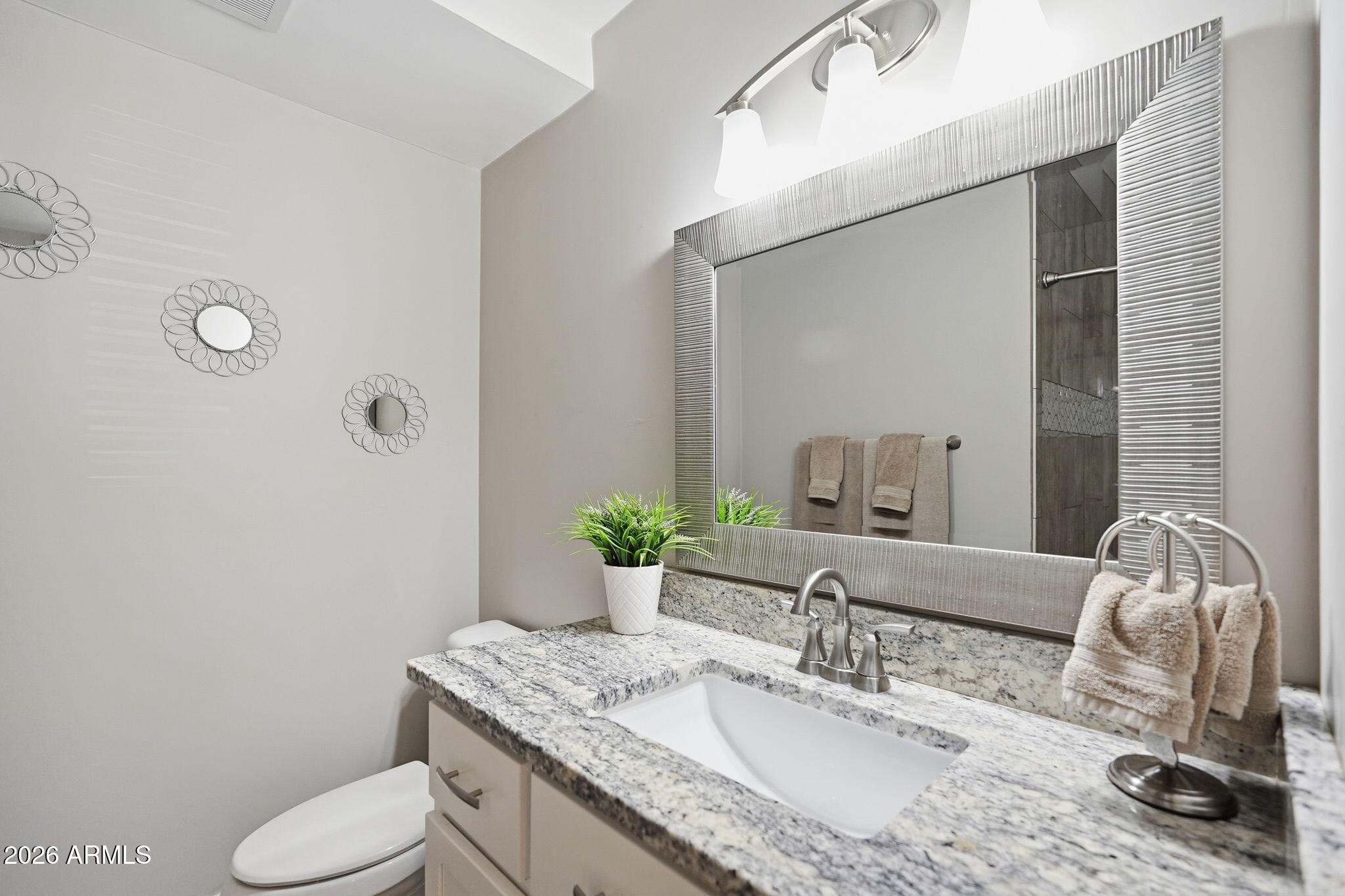 7315 E NORTHLAND Drive 3