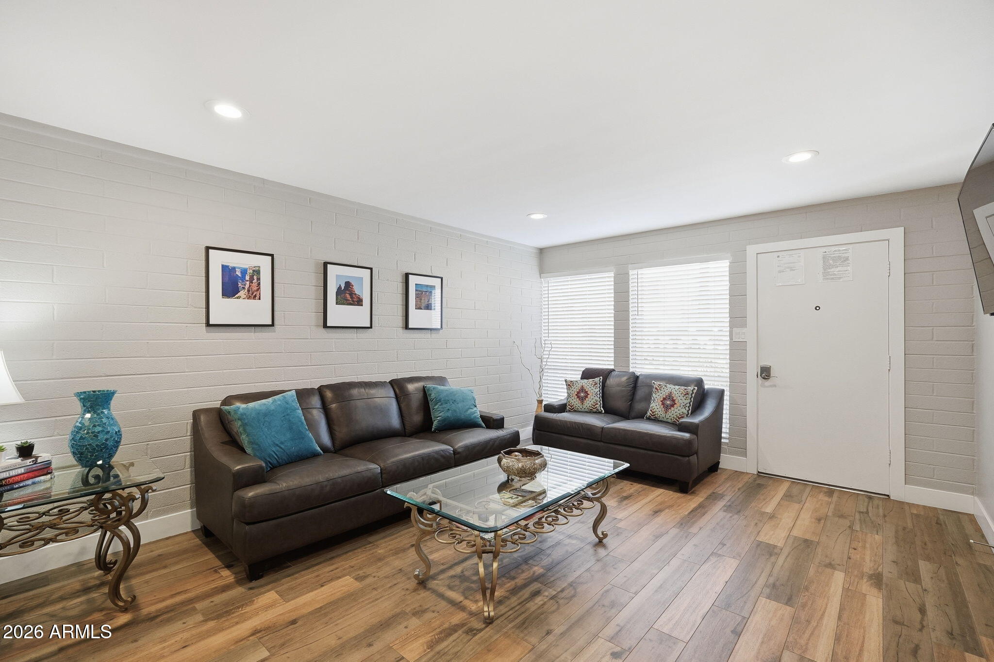 7315 E NORTHLAND Drive 3