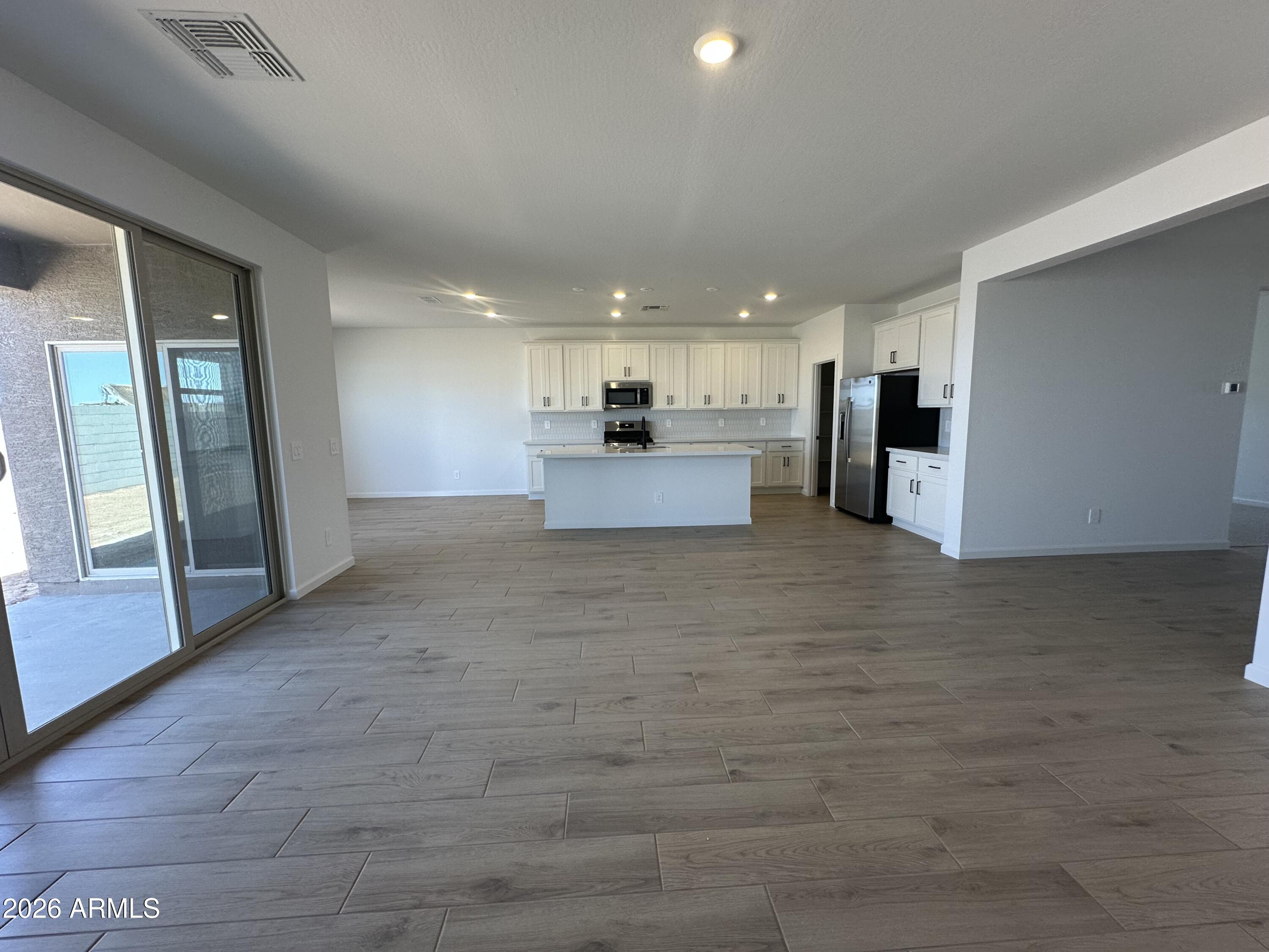 46992 W PECAN WOODS