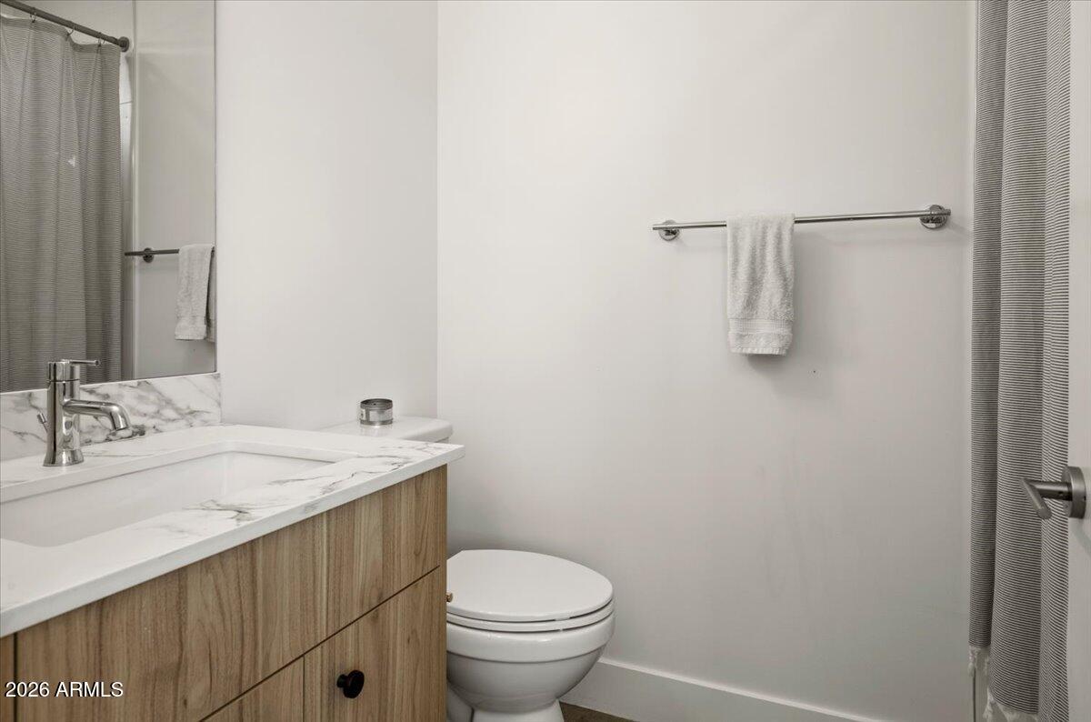 3150 E GLENROSA Avenue 1