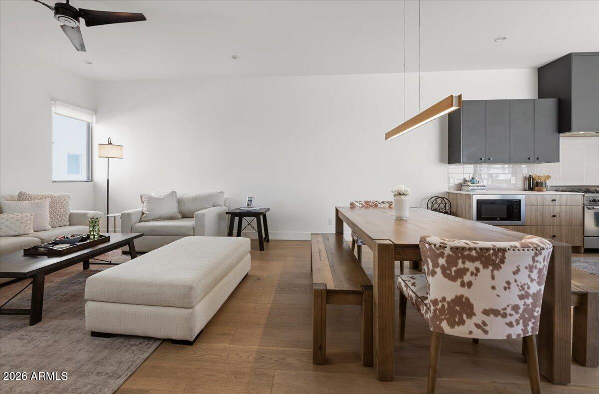 3150 E GLENROSA Avenue 1