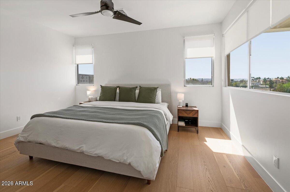 3150 E GLENROSA Avenue 1