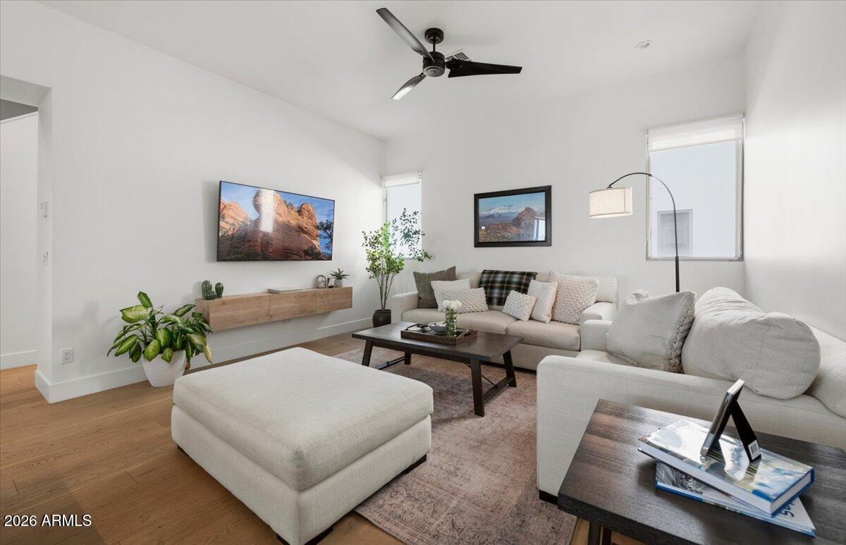 3150 E GLENROSA Avenue 1