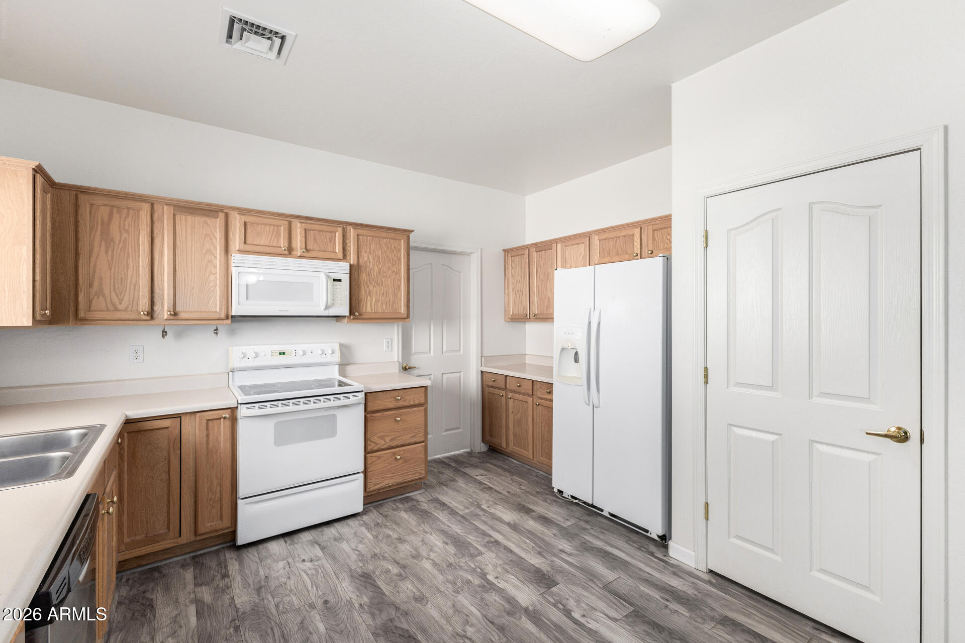 22708 E CARLA VISTA Drive