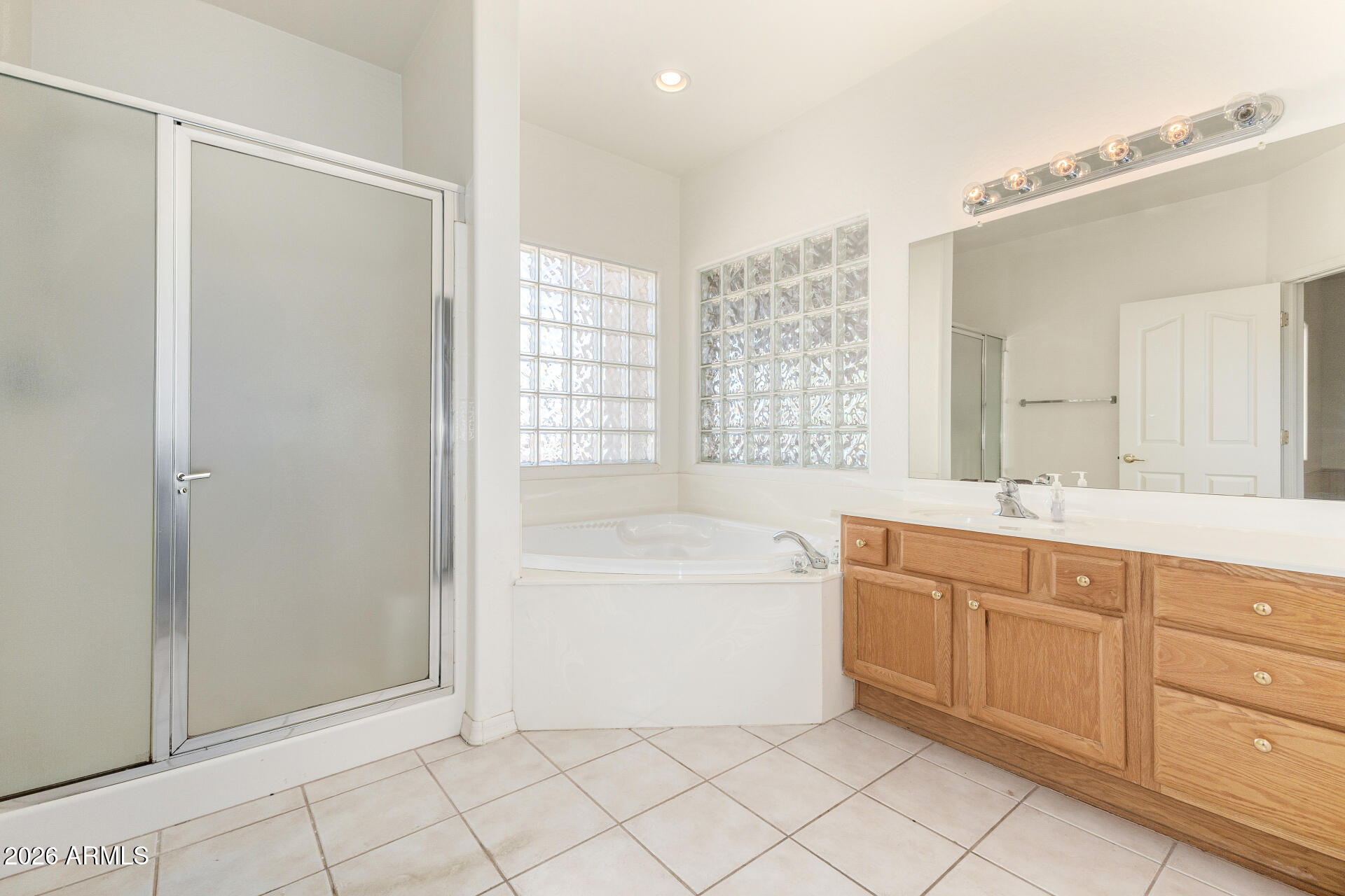 22708 E CARLA VISTA Drive