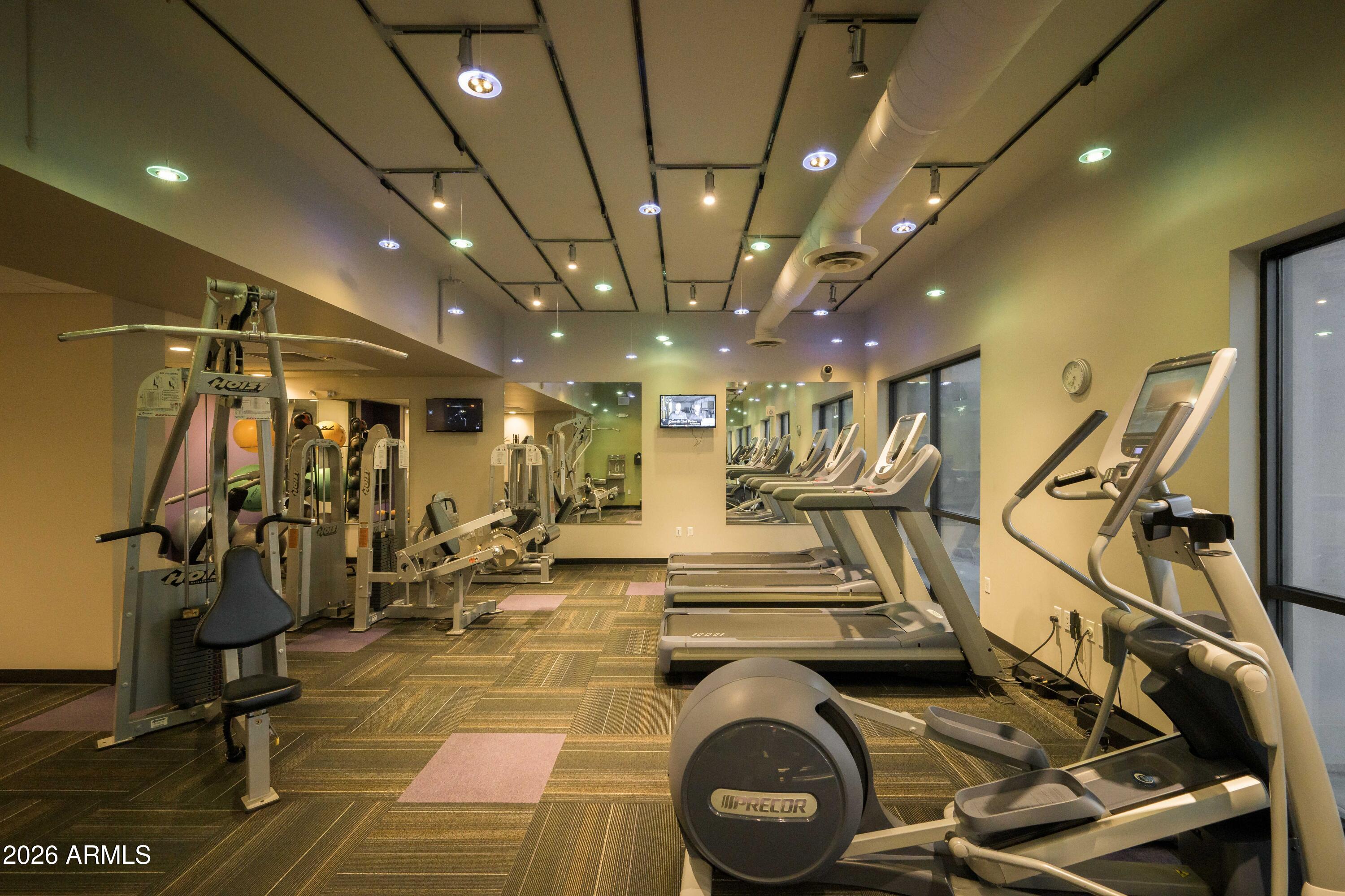 535 W THOMAS Road 510