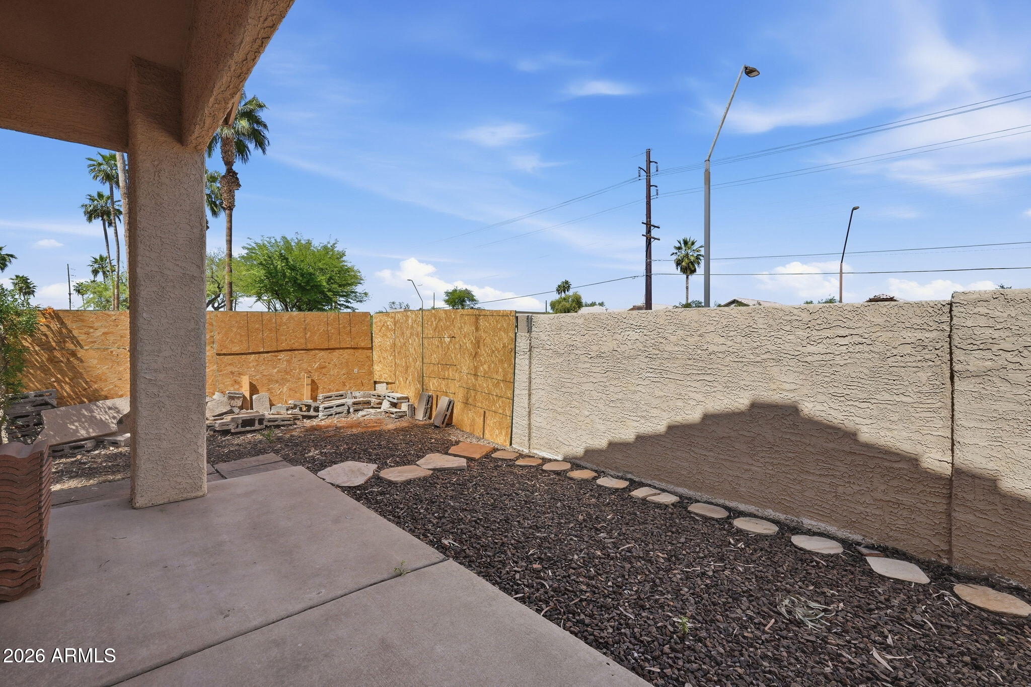 7630 S BONARDEN Lane