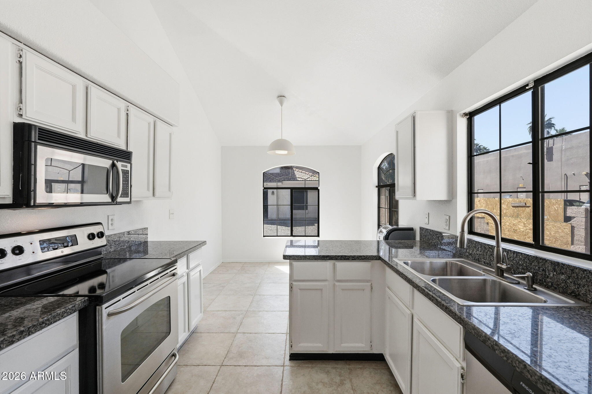 7630 S BONARDEN Lane