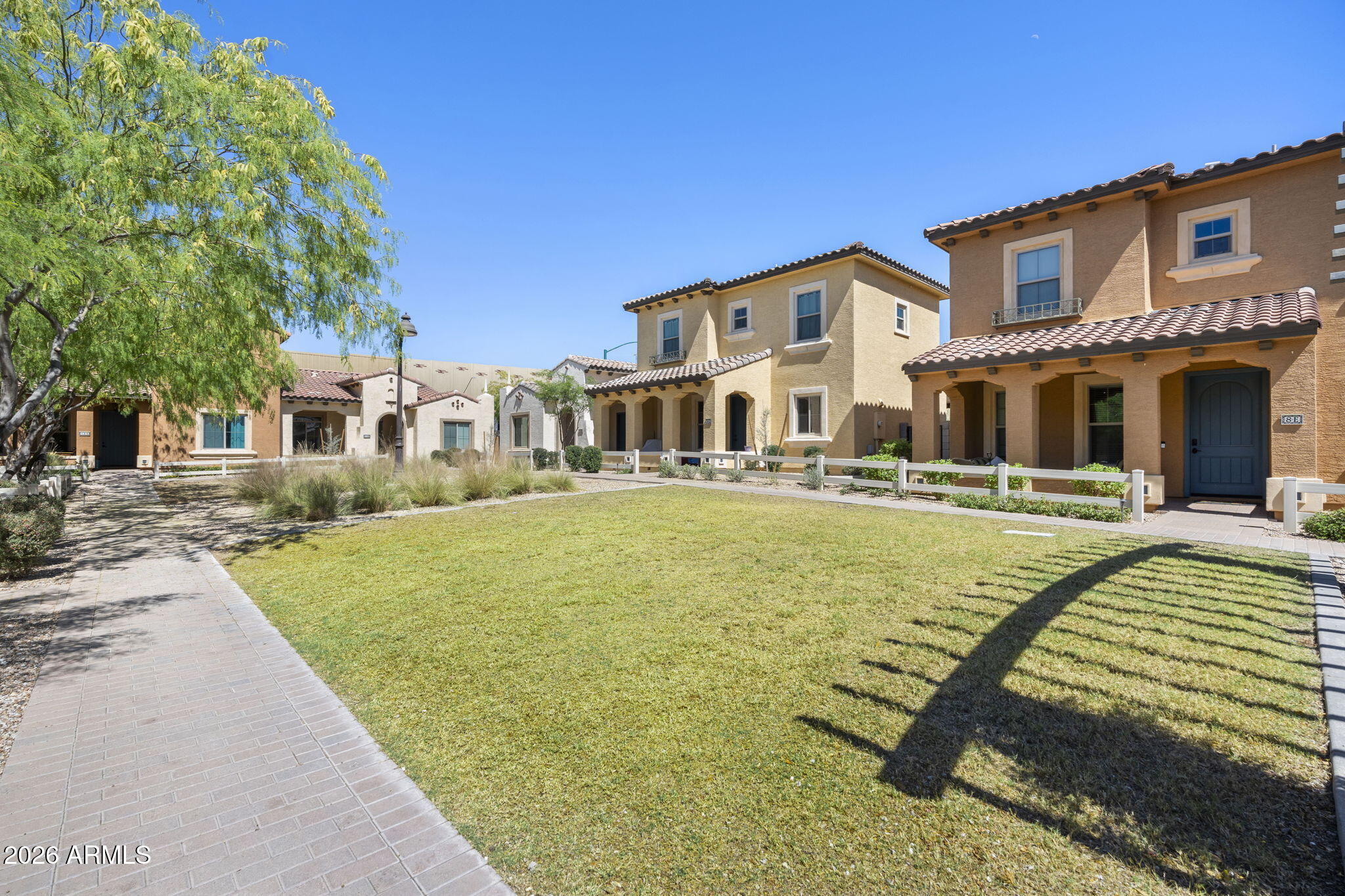 1500 E WAHALLA Lane E7