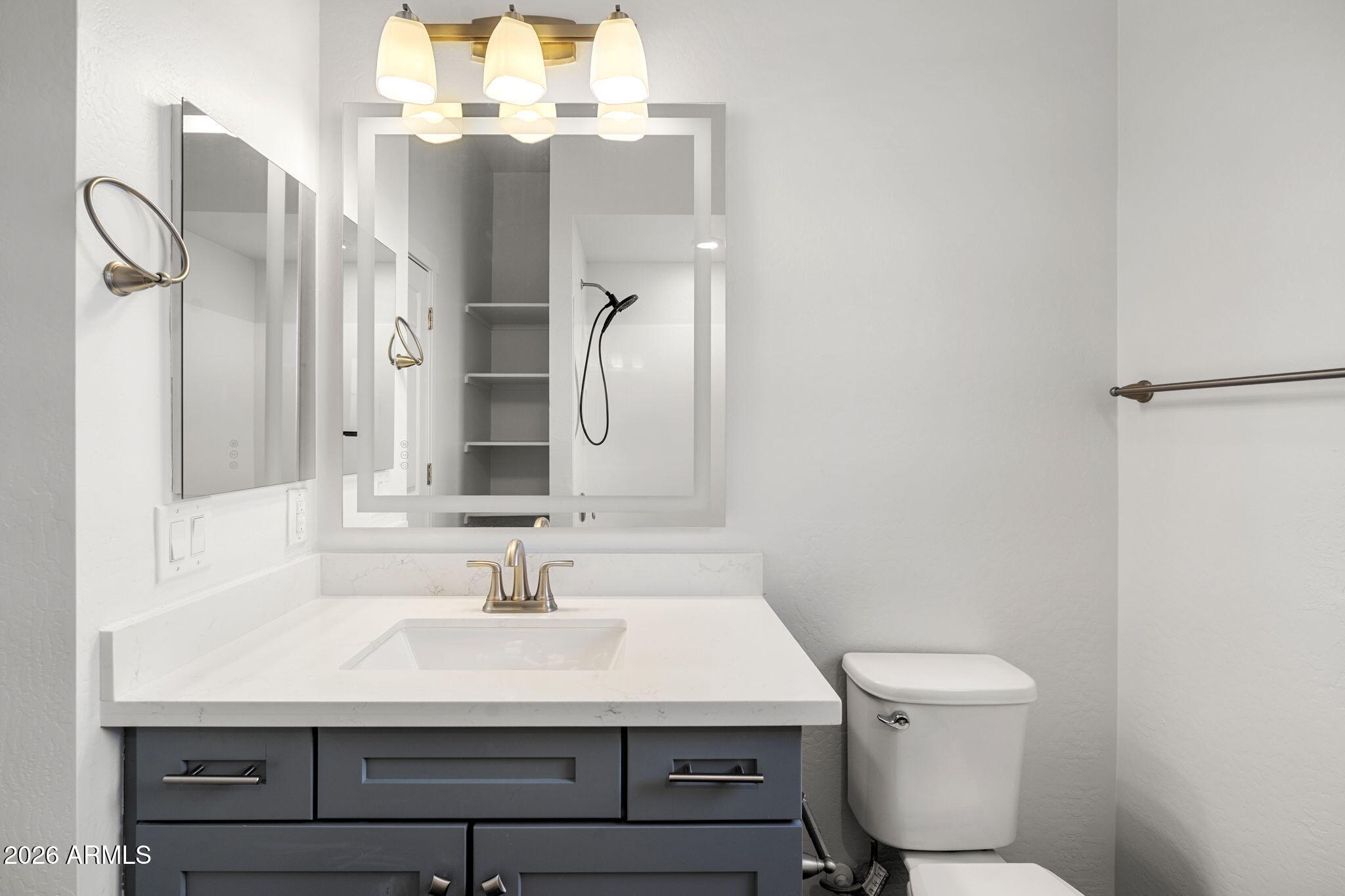 1500 E WAHALLA Lane E7