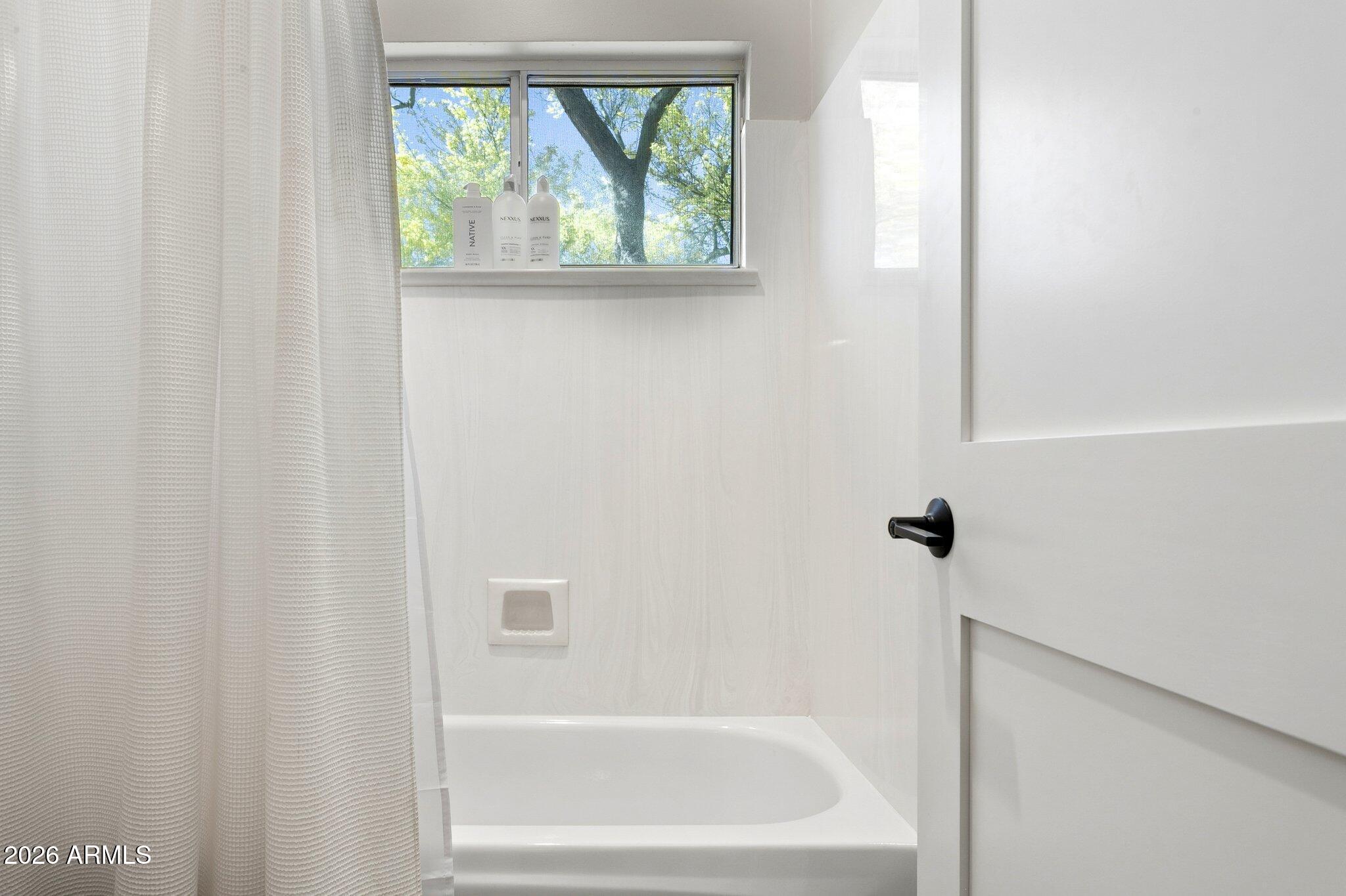 7518 E BENT TREE Drive