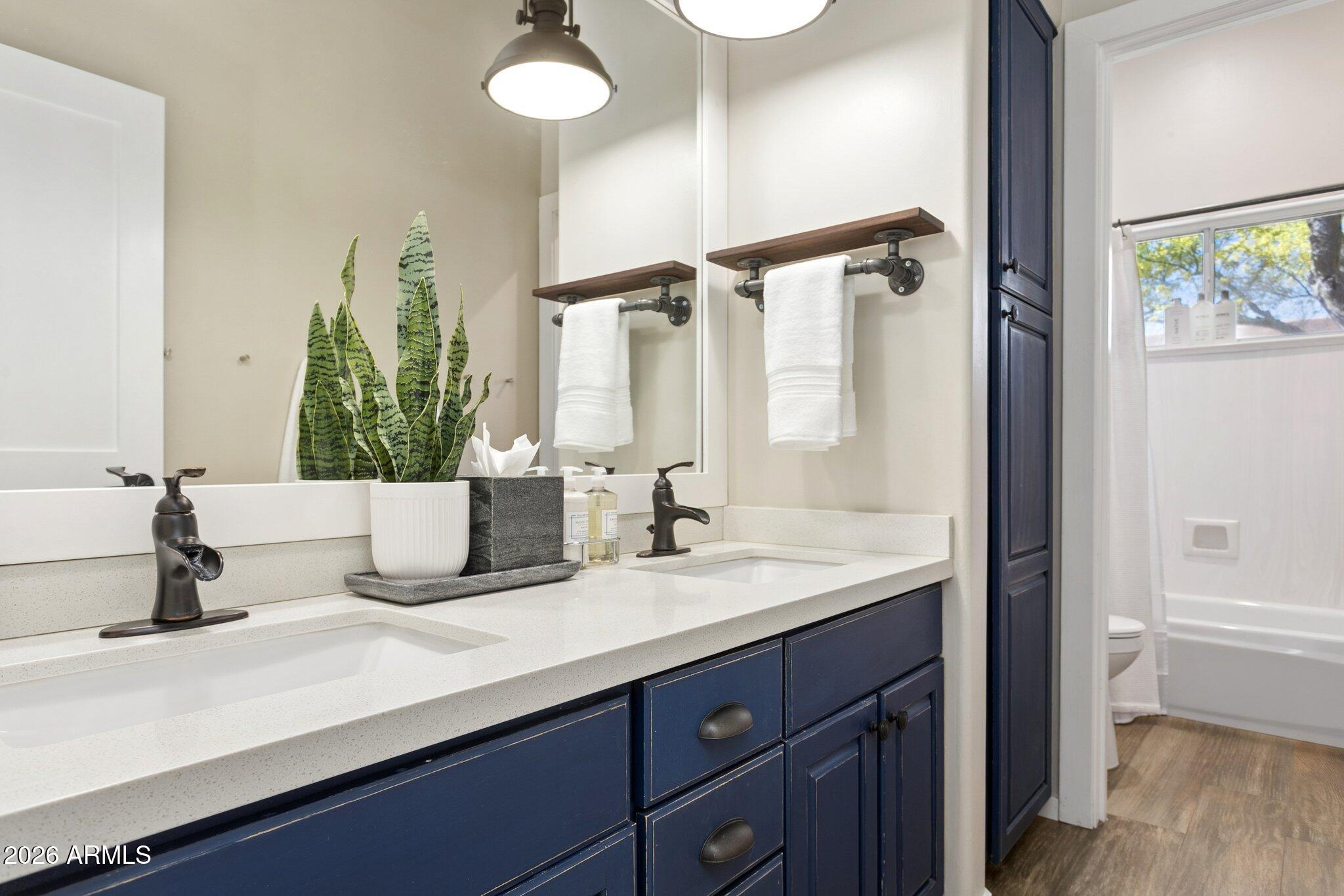 7518 E BENT TREE Drive