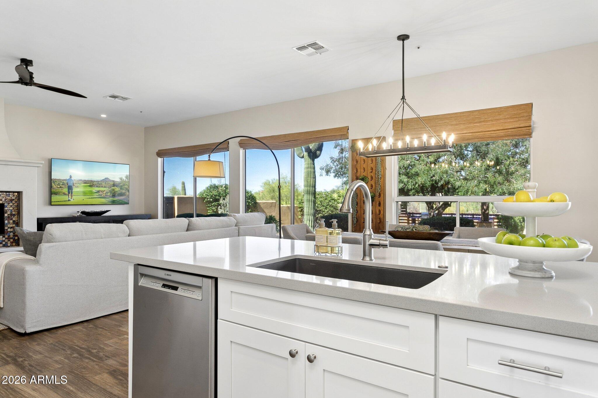 7518 E BENT TREE Drive