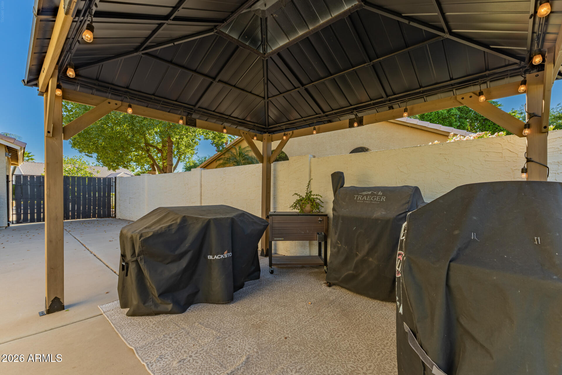 1680 E SHEFFIELD Avenue