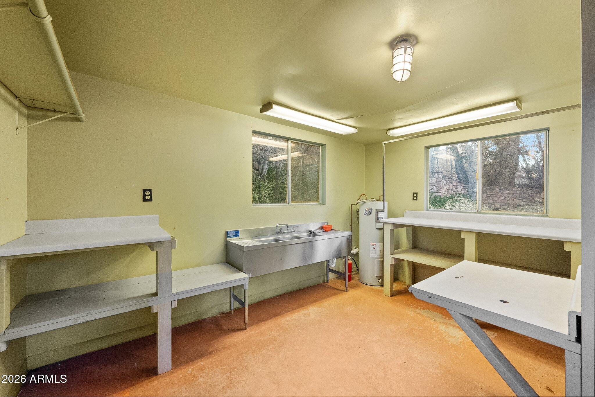 180 Copper Cliffs Lane