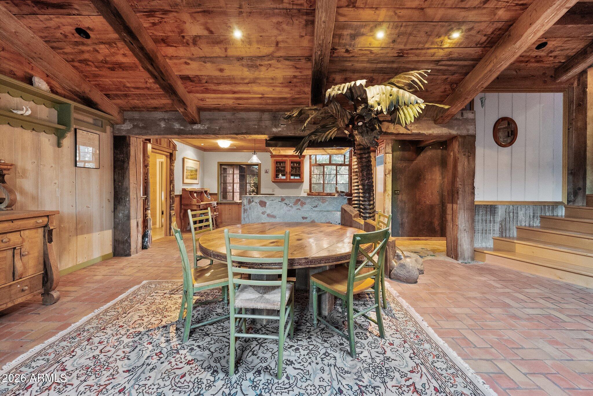 180 Copper Cliffs Lane