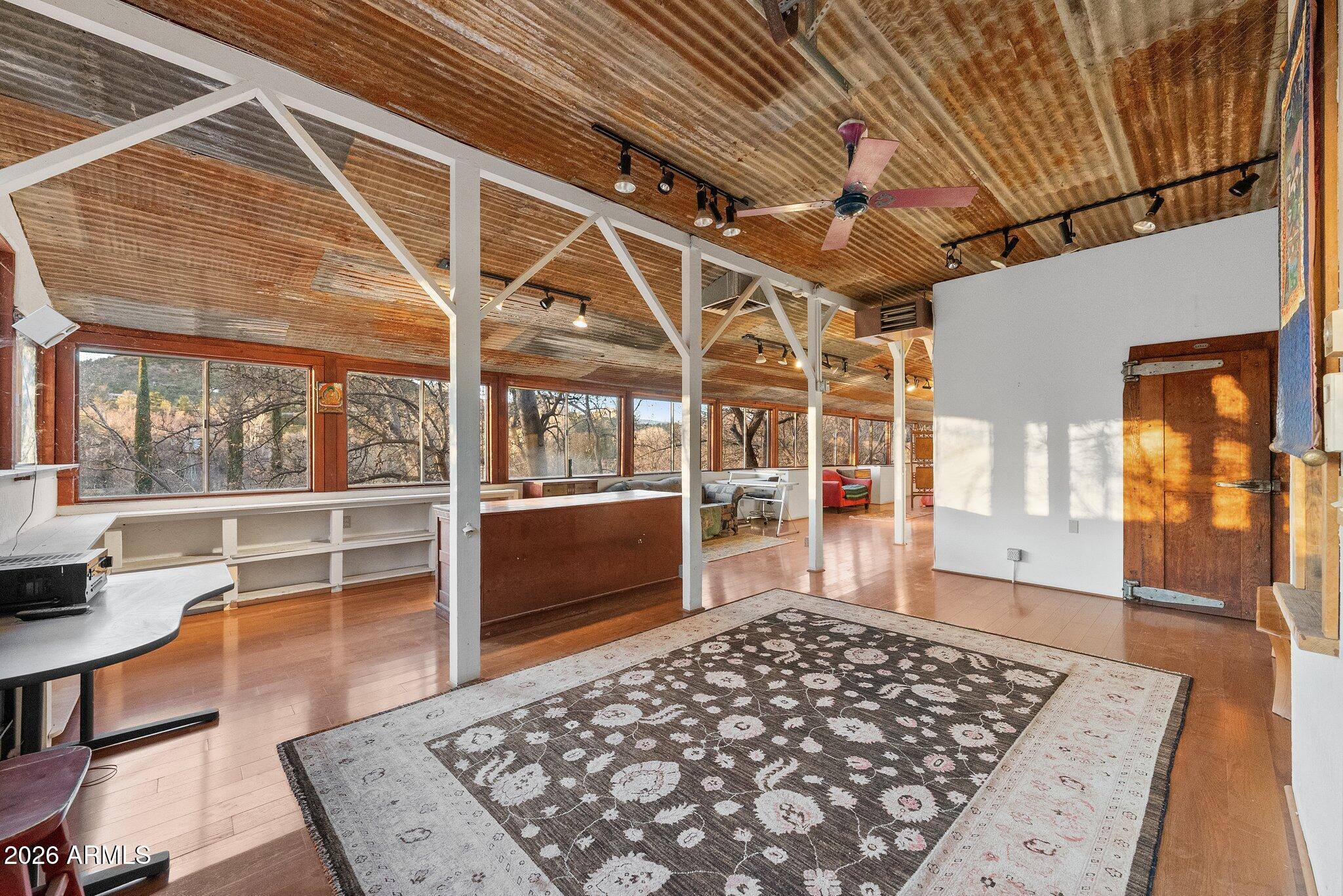 180 Copper Cliffs Lane