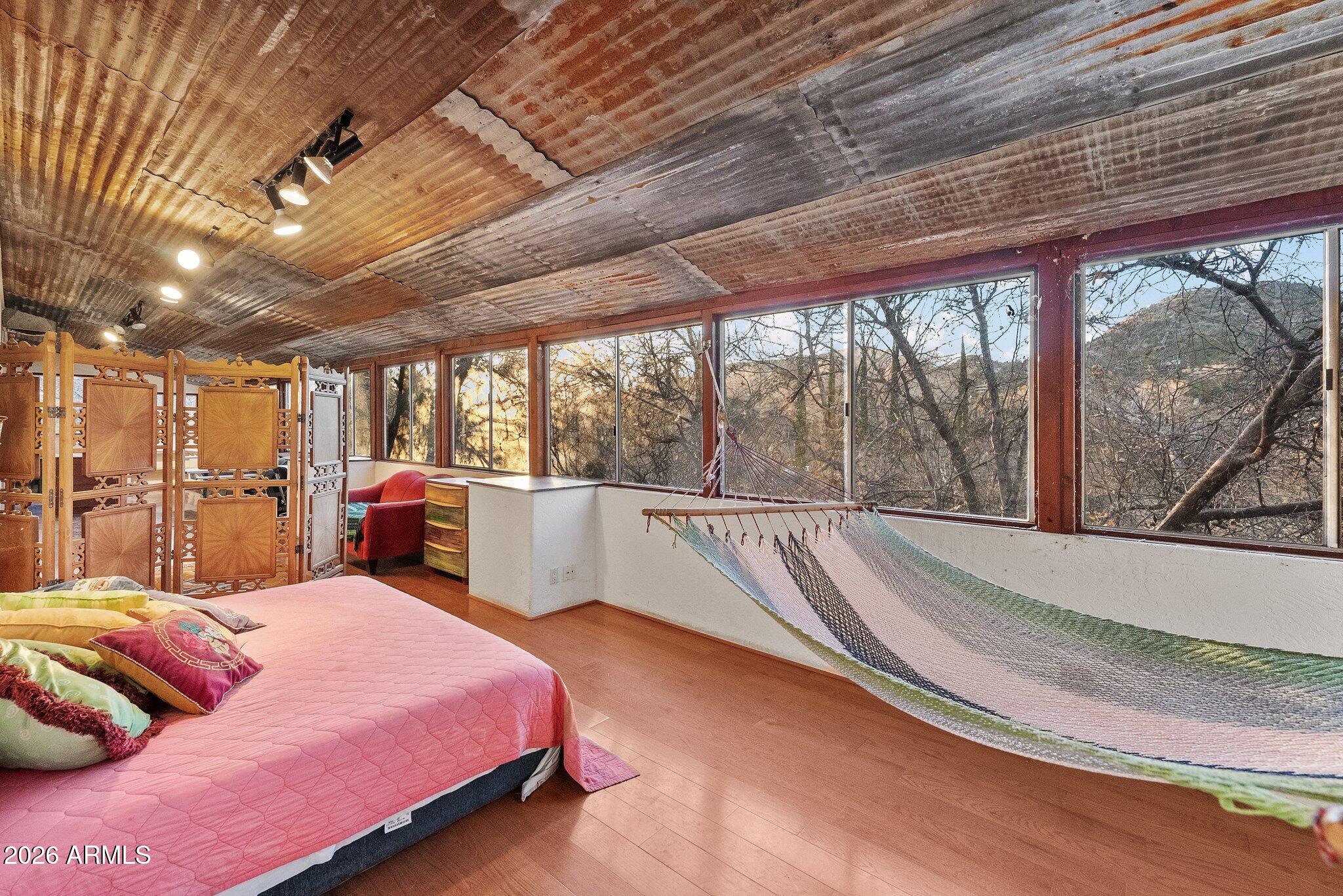 180 Copper Cliffs Lane