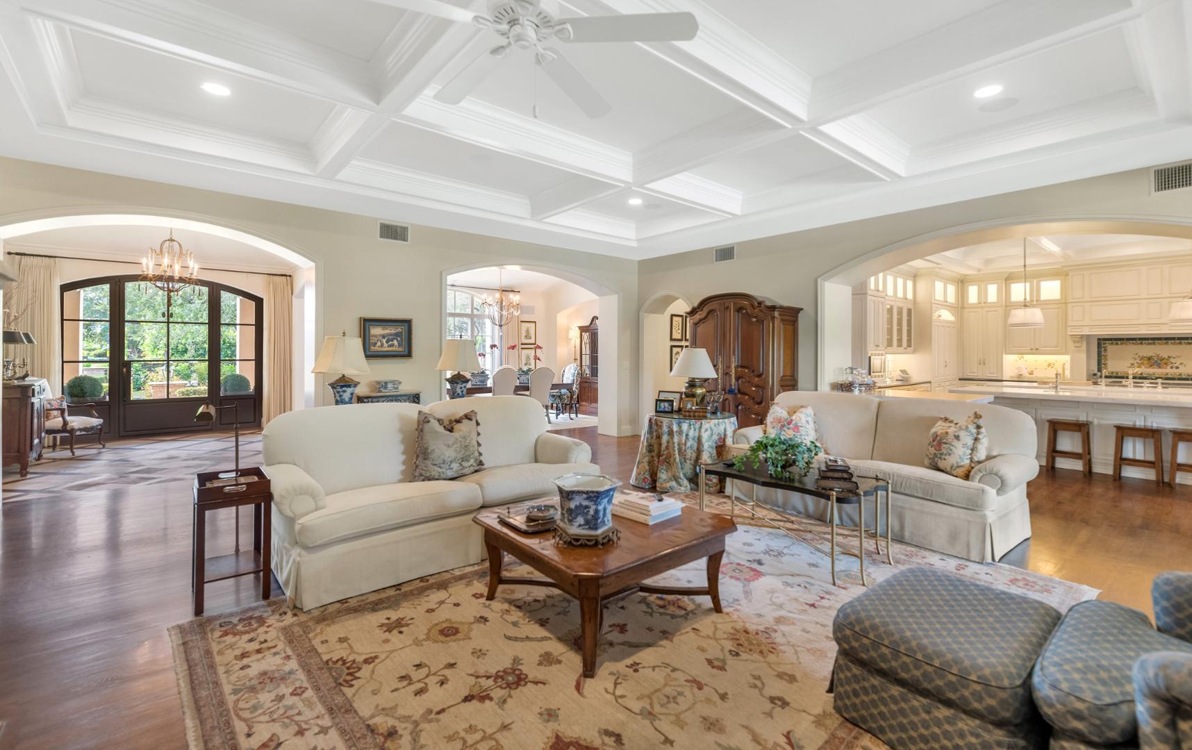 6248 E Montecito Avenue