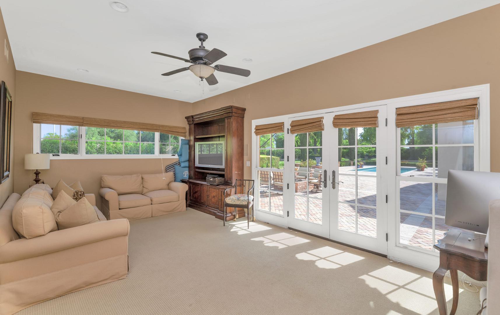 6248 E Montecito Avenue