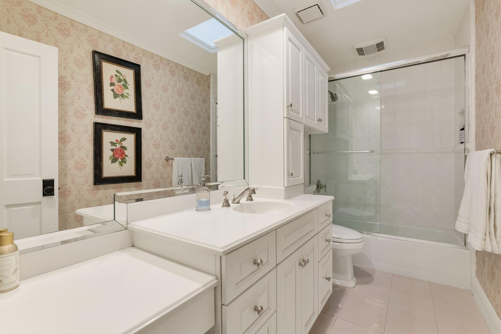 6248 E Montecito Avenue