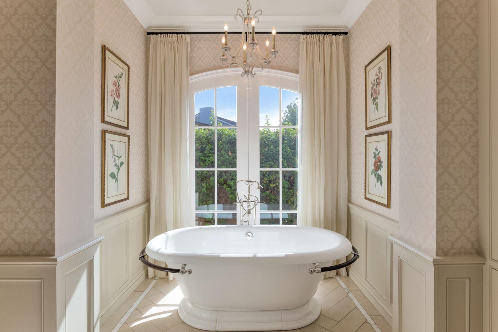 6248 E Montecito Avenue