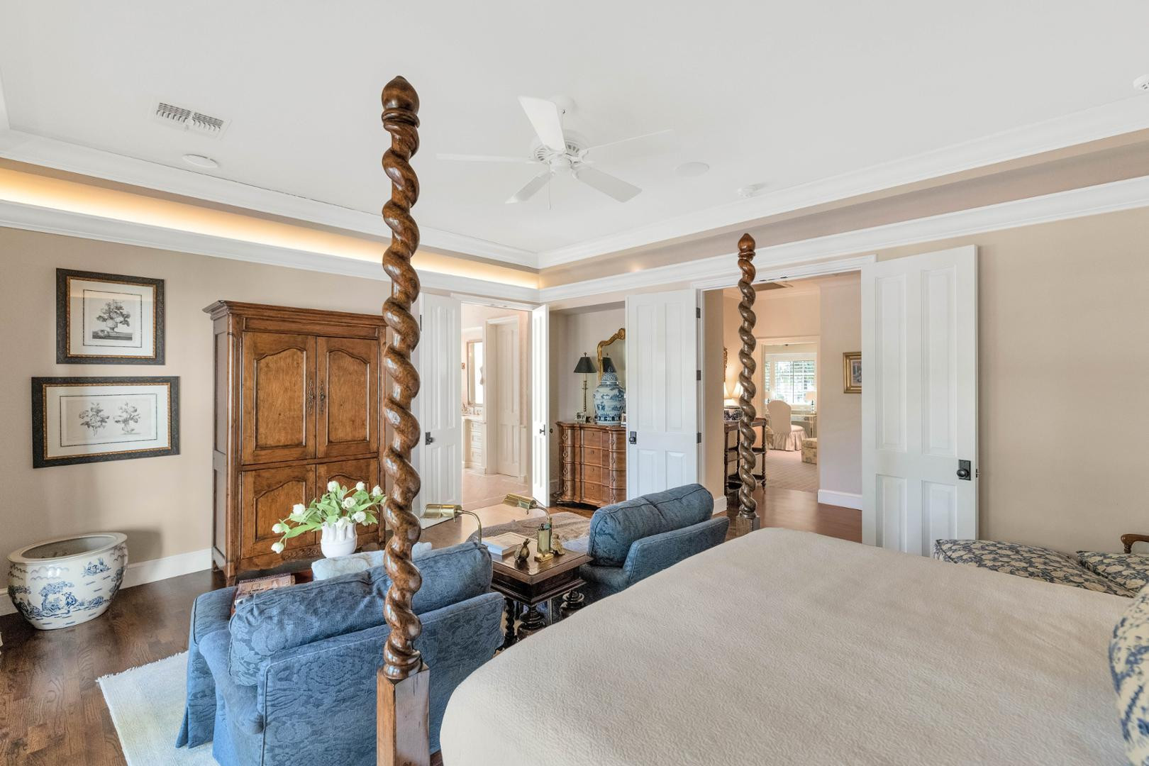 6248 E Montecito Avenue