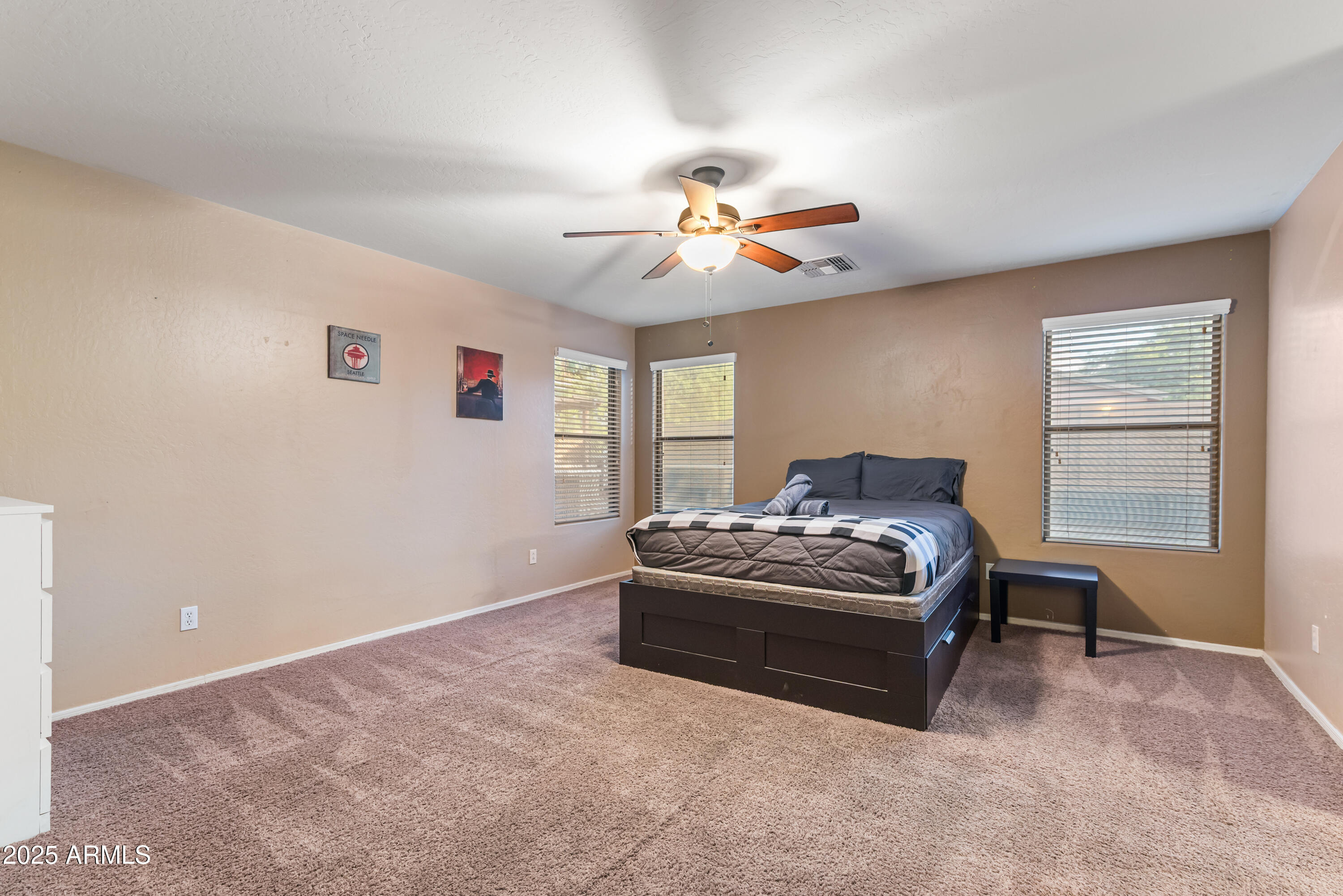 2113 W NANCY Lane