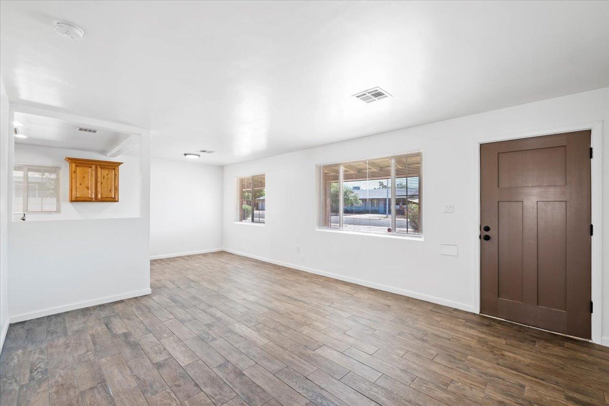 528 W 18th Street