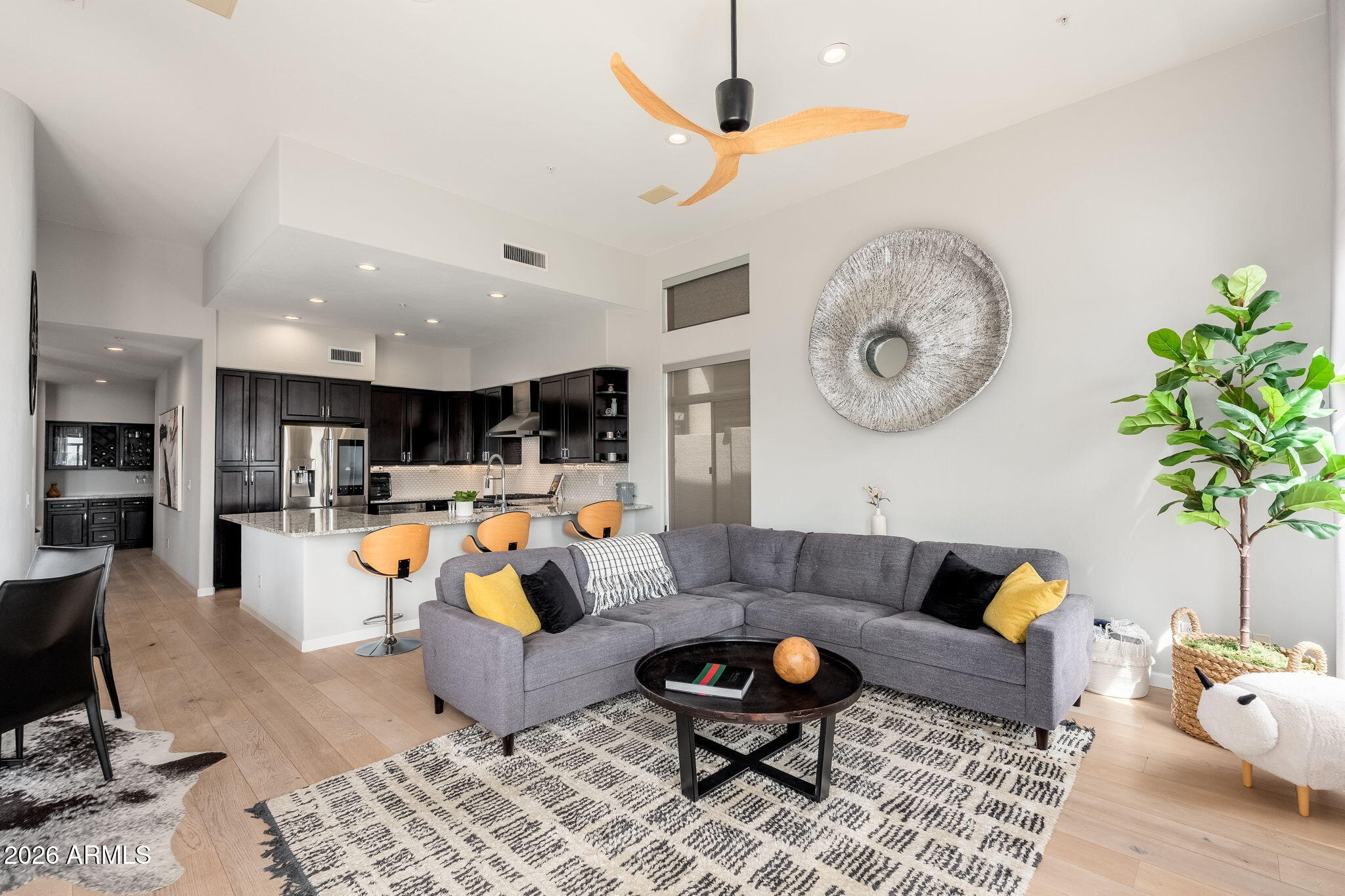 11609 E BELLA VISTA Drive