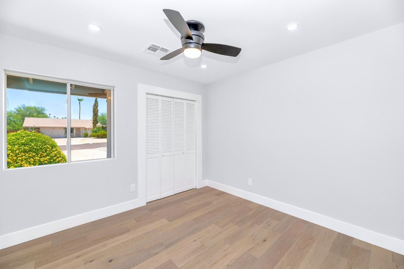 7509 N Via Del Elemental