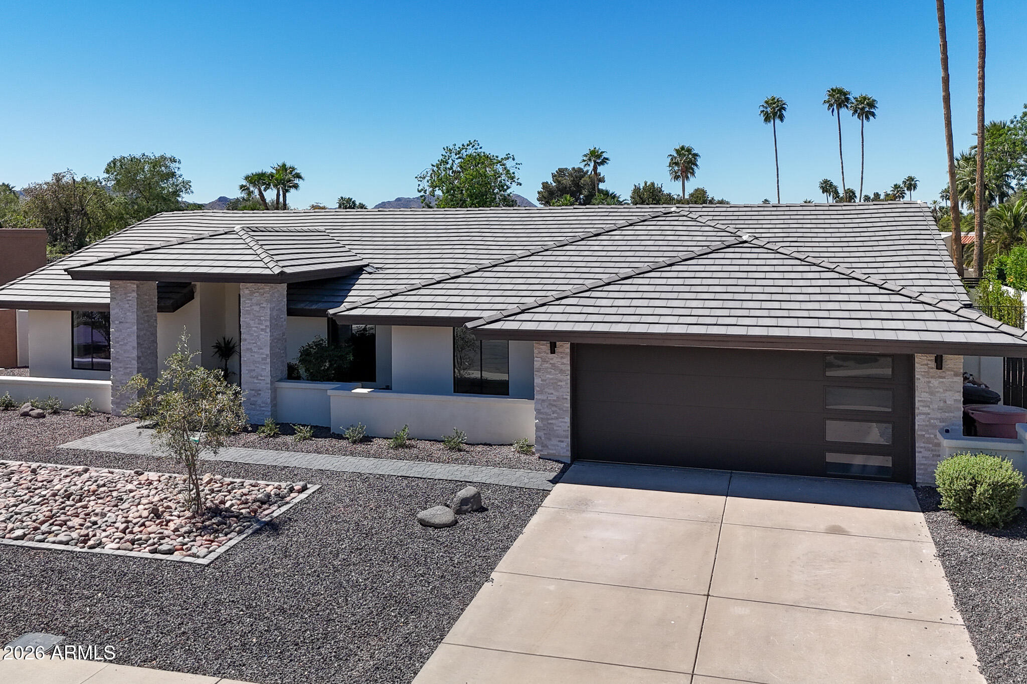 10012 N 76TH Place