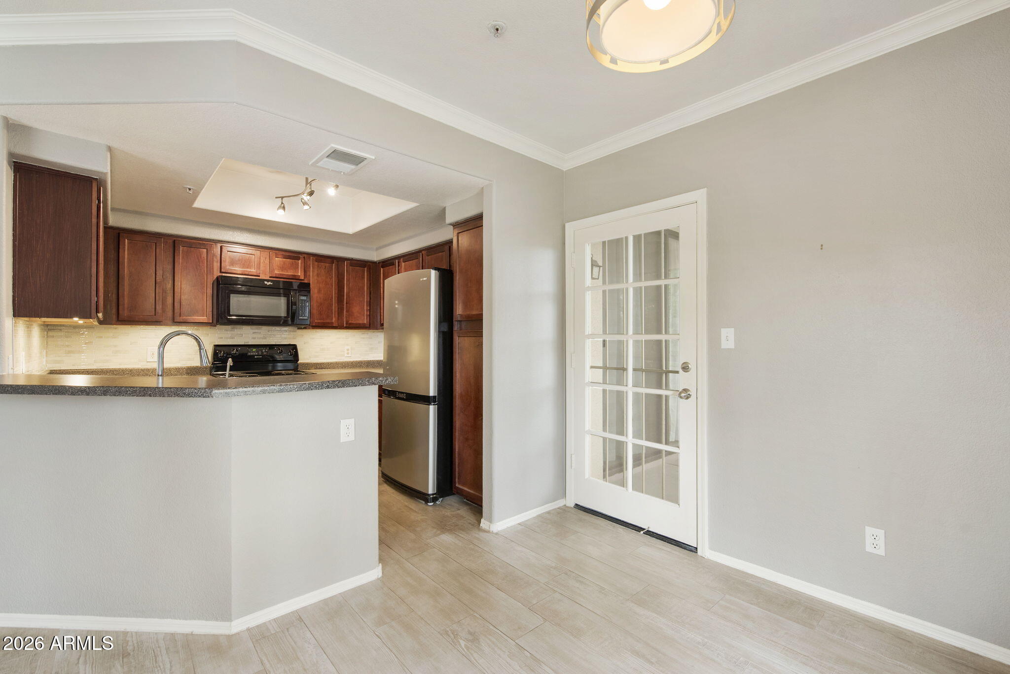 750 E NORTHERN Avenue 2051