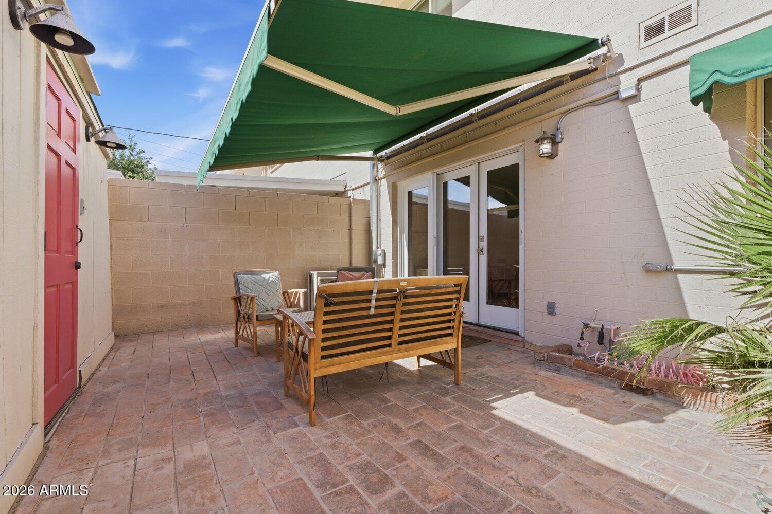 6051 N GRANITE REEF Road