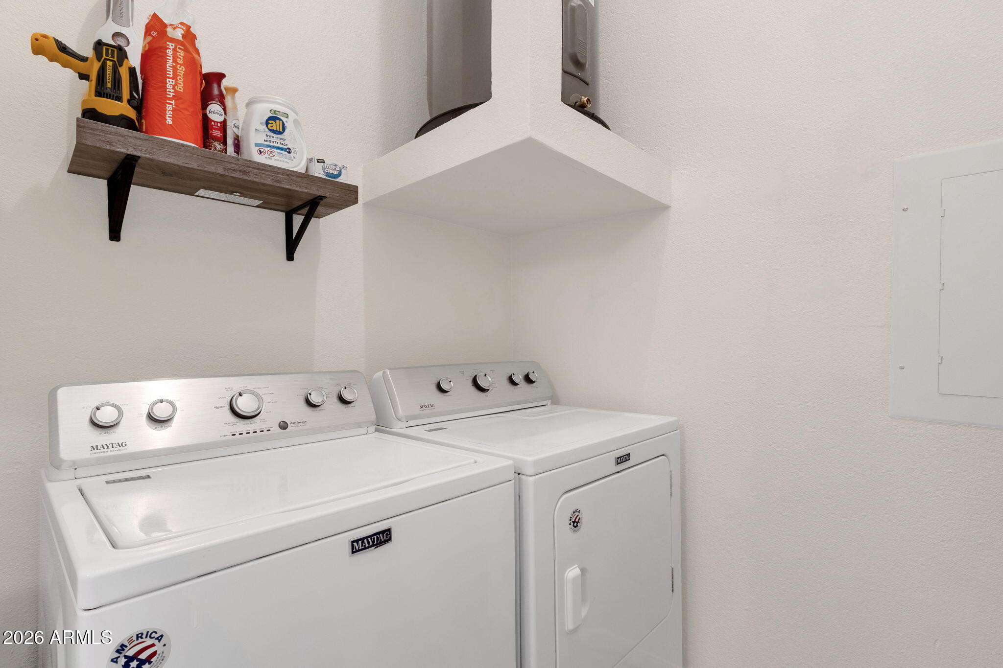 8245 E BELL Road 208