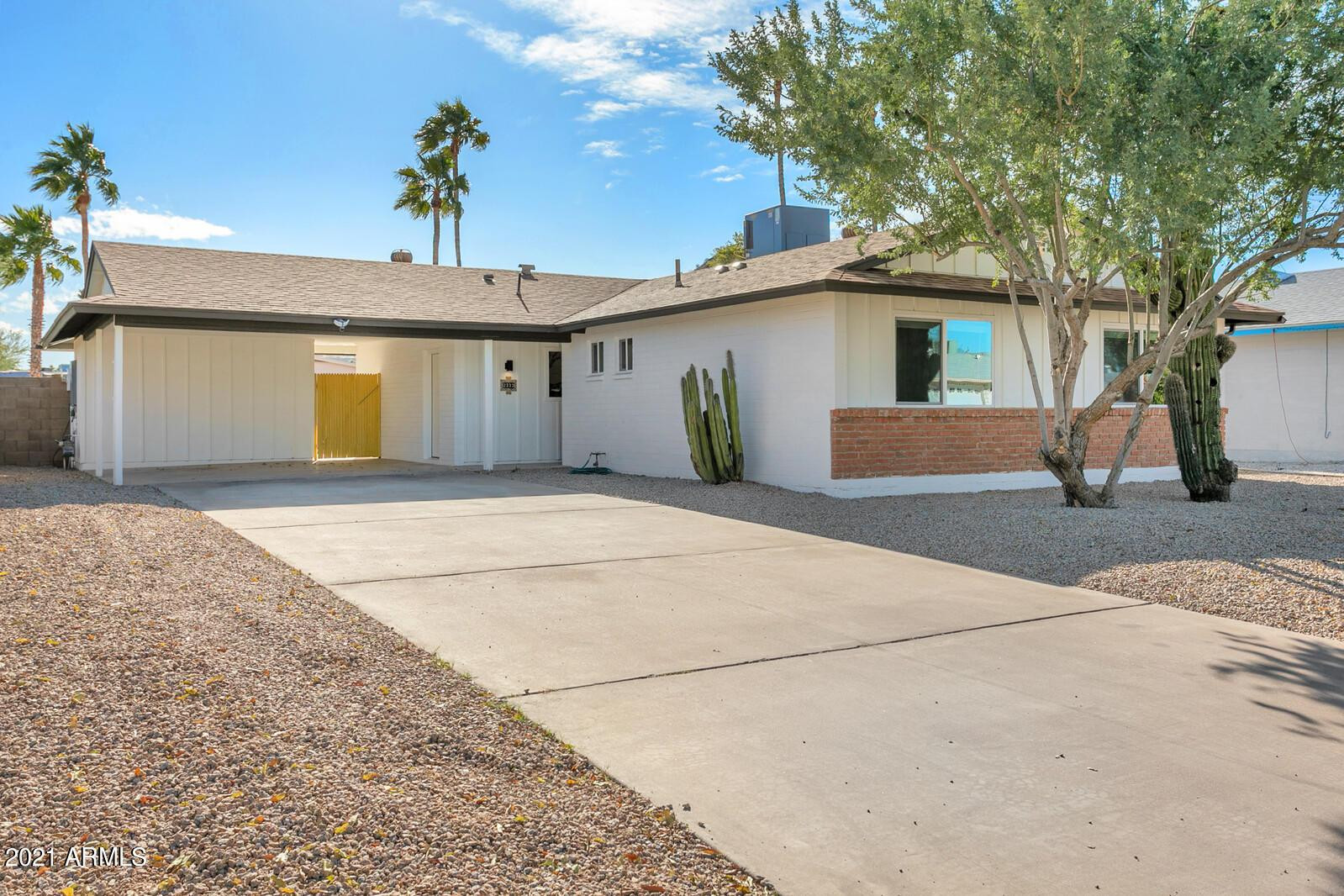 2333 E Paradise Drive