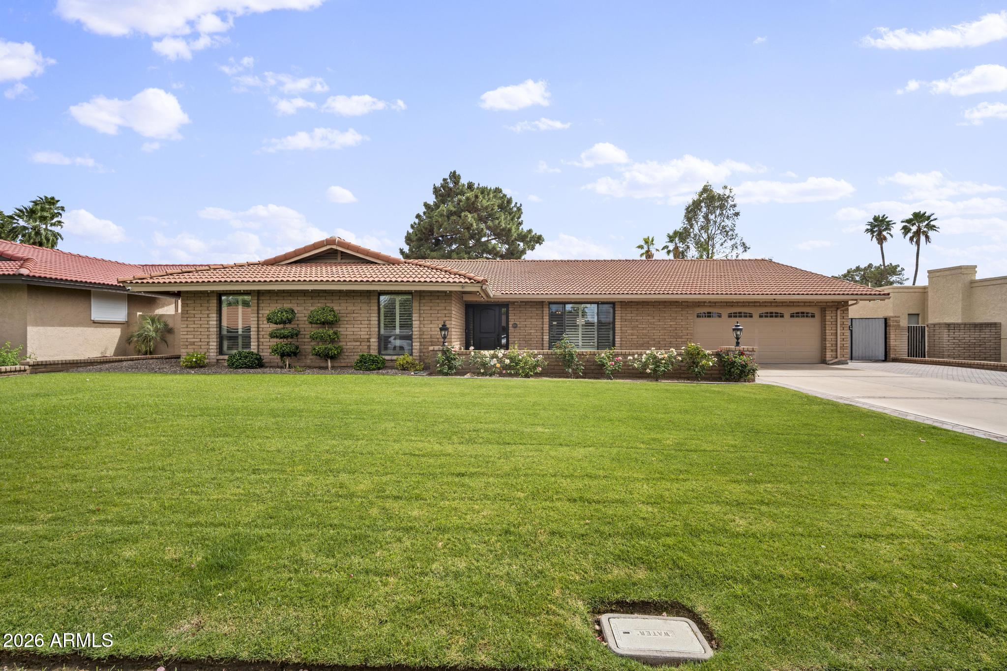 409 E CAROL ANN Way