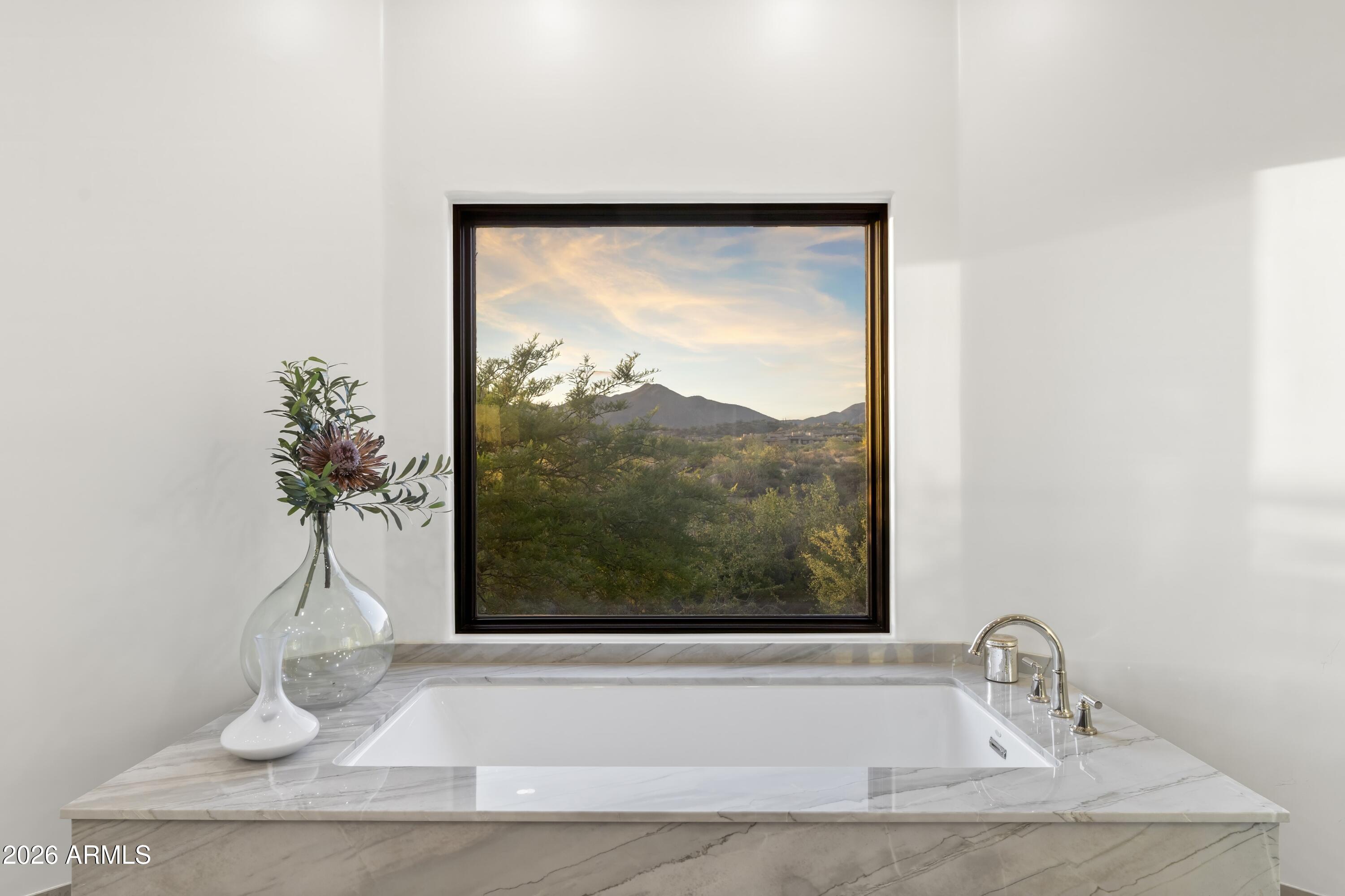 10046 E HIDDEN VALLEY Road