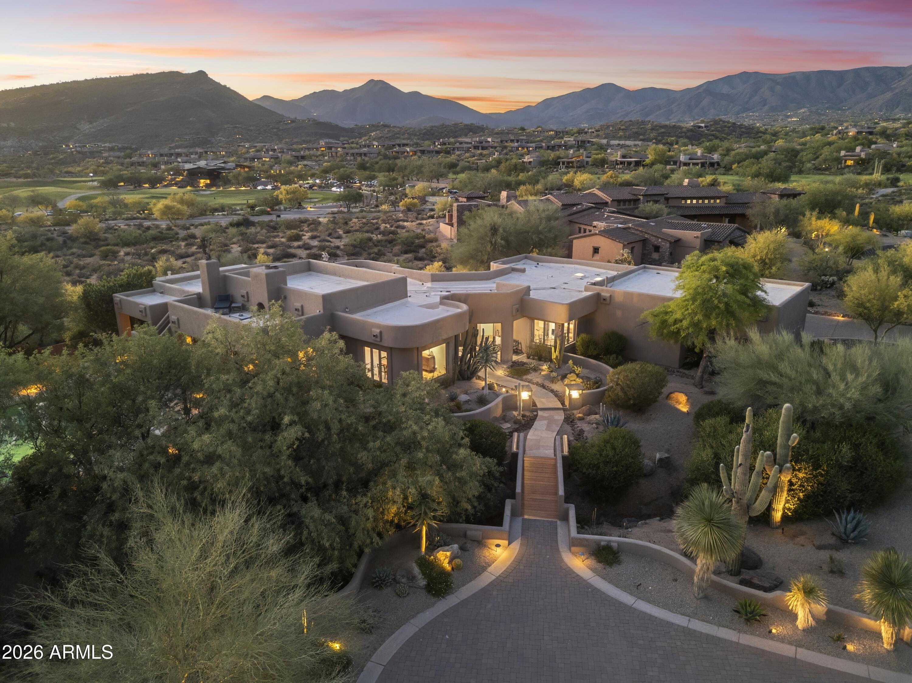 10046 E HIDDEN VALLEY Road