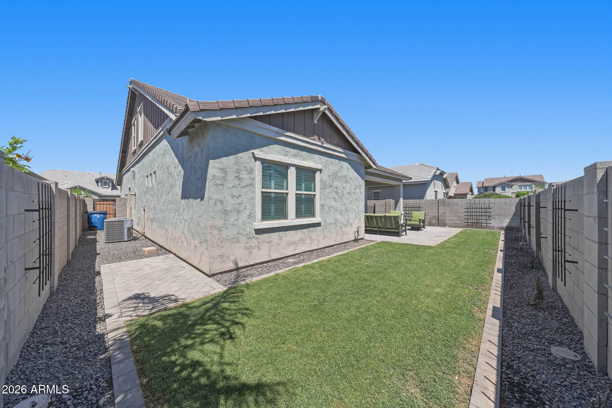 4349 E CLIFTON Avenue