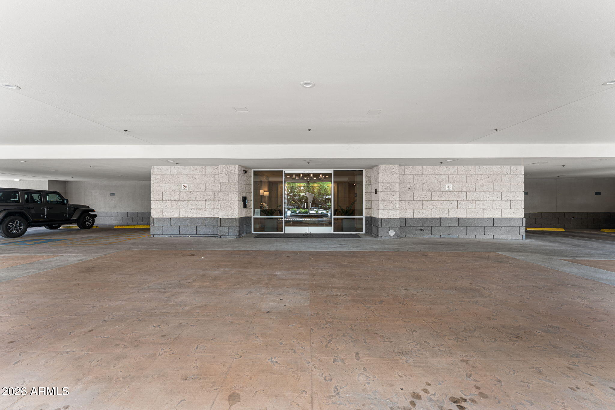 3801 N GOLDWATER Boulevard 204