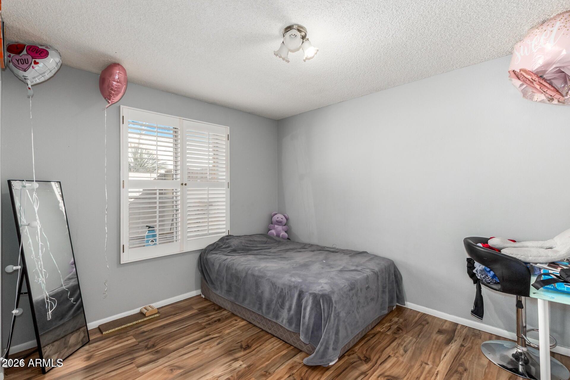 2925 W LAMAR Road